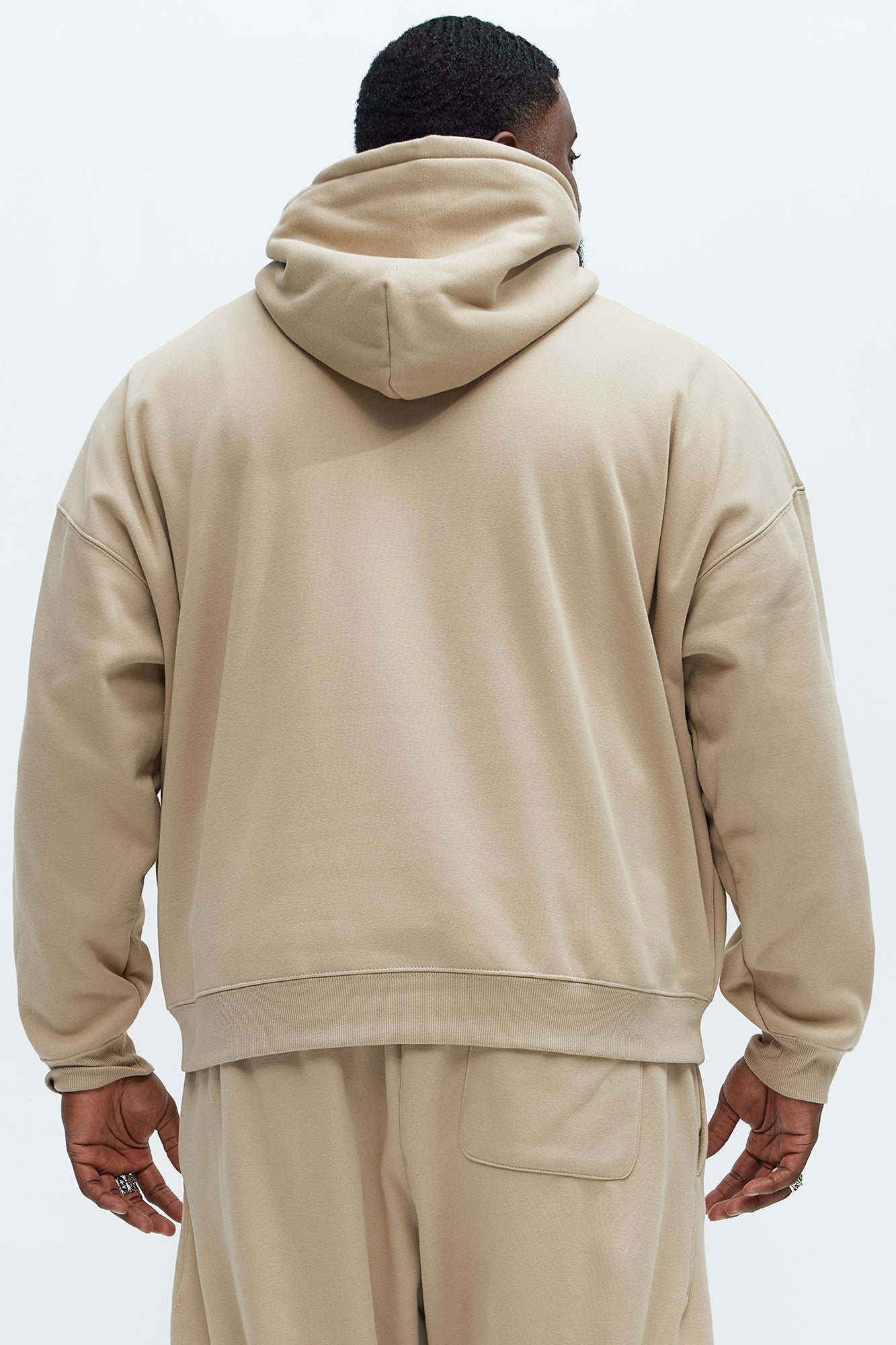 https://cdn.shopify.com/s/files/1/0293/9277/files/02-15-25_S7_5_FNMH700_Taupe_CZ_DJ_08-13-14_PLUS_79683_PXF.jpg?v=1739999832