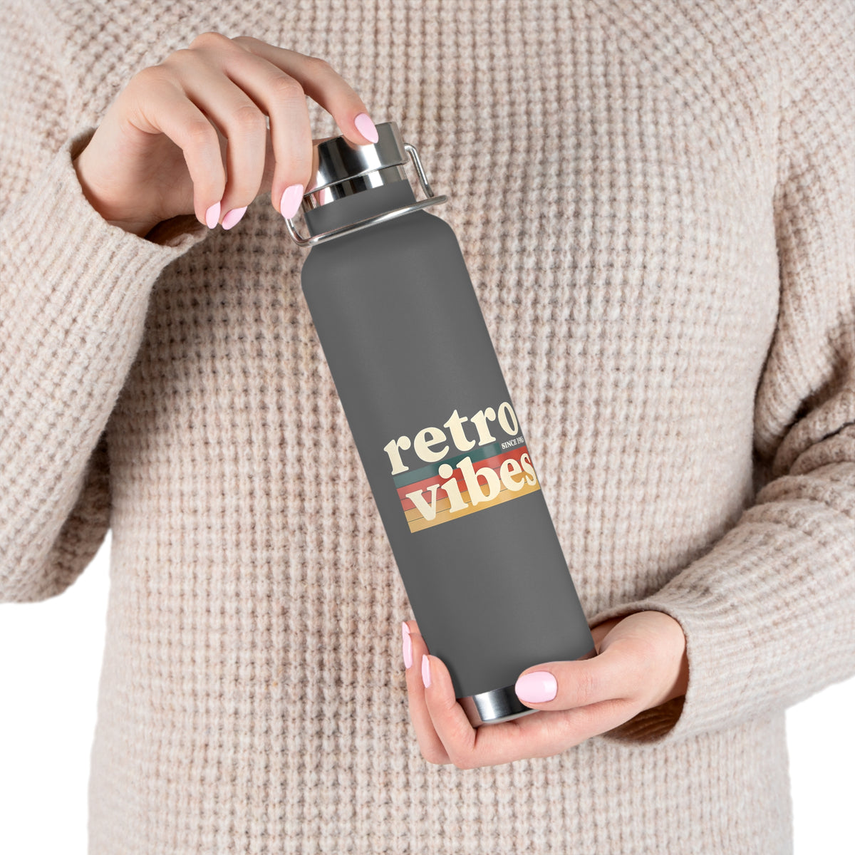 Retro Vibes Insulated Water Bottle, 22oz - Trendy Travel Flask, Stylish Hydration Gift for Fitness Lovers, Eco-Friendly Beverage Container