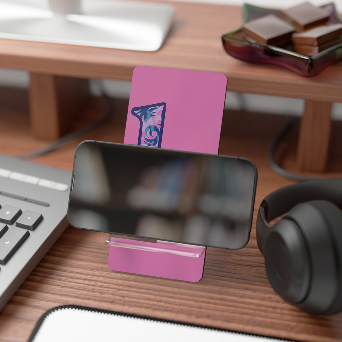 Personalized Floral Phone Stand, Desktop Holder, Custom Smartphone Display, Ideal Gift for Students, Home Office Decor