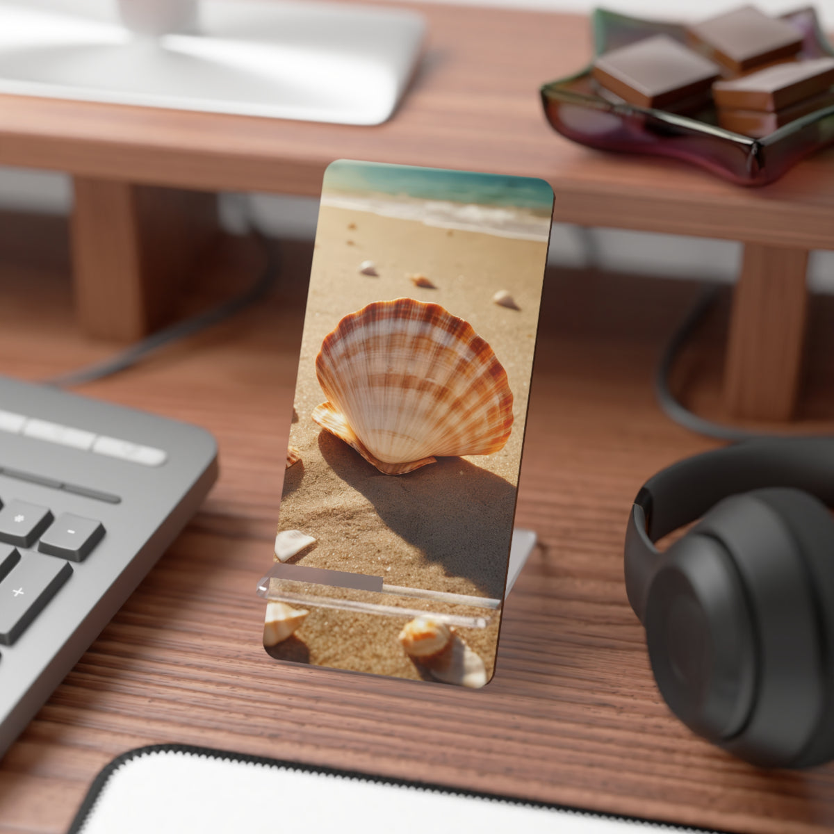 Seashell Beach Phone Stand — Foldable Smartphone Display Stand