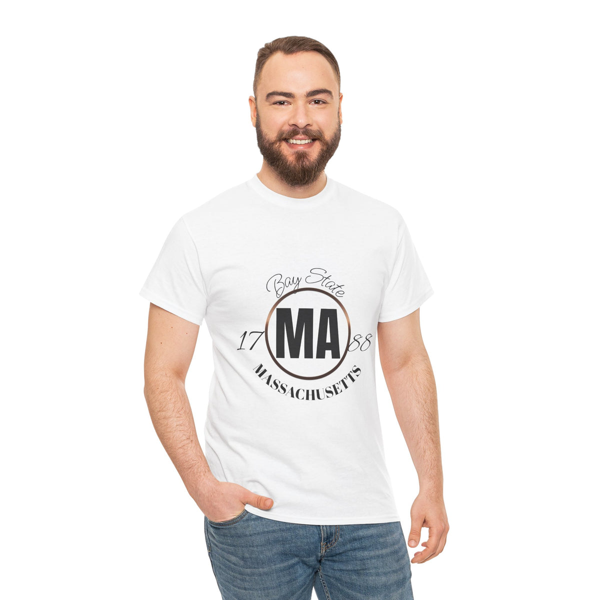Unisex Heavy Cotton Tee with Massachusetts Design, Casual Wear, Gift for Him/Her, Travel Souvenir, Vintage Style