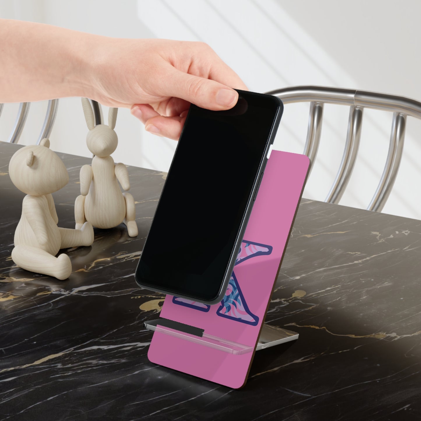 Personalized Floral Phone Stand, Desktop Holder, Custom Smartphone Display, Ideal Gift for Students, Home Office Decor