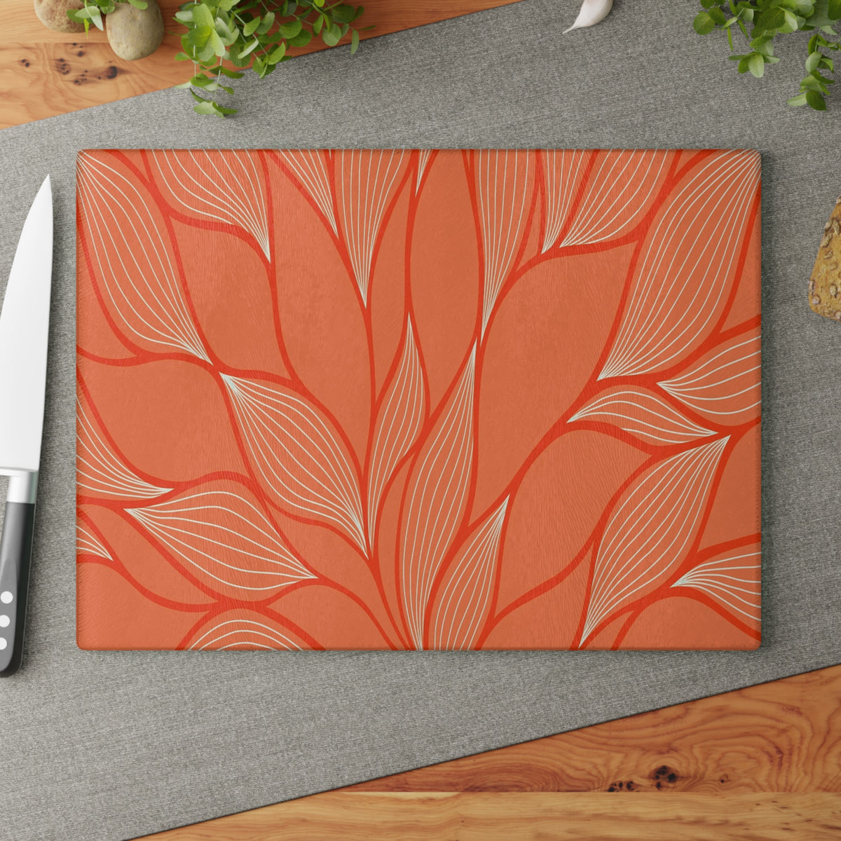 Elegant Floral Design Glass Cutting Board - Perfect for Weddings, Housewarming, or Any Culinary Enthusiast