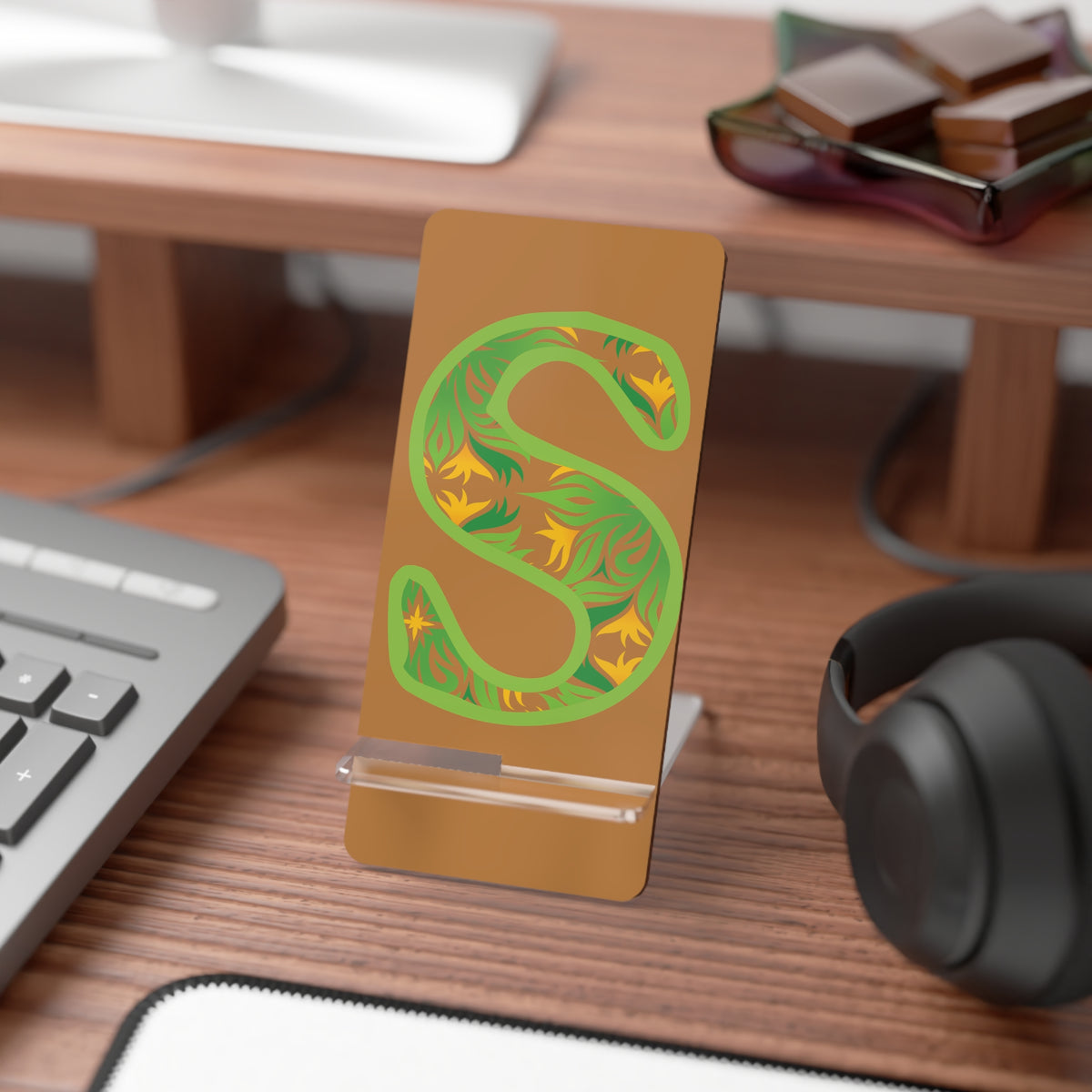 Stylish Smartphone Stand, Decorative Phone Holder, Perfect Gift for Tech Lovers, Home Office Accessory, Personalized Desk Decor