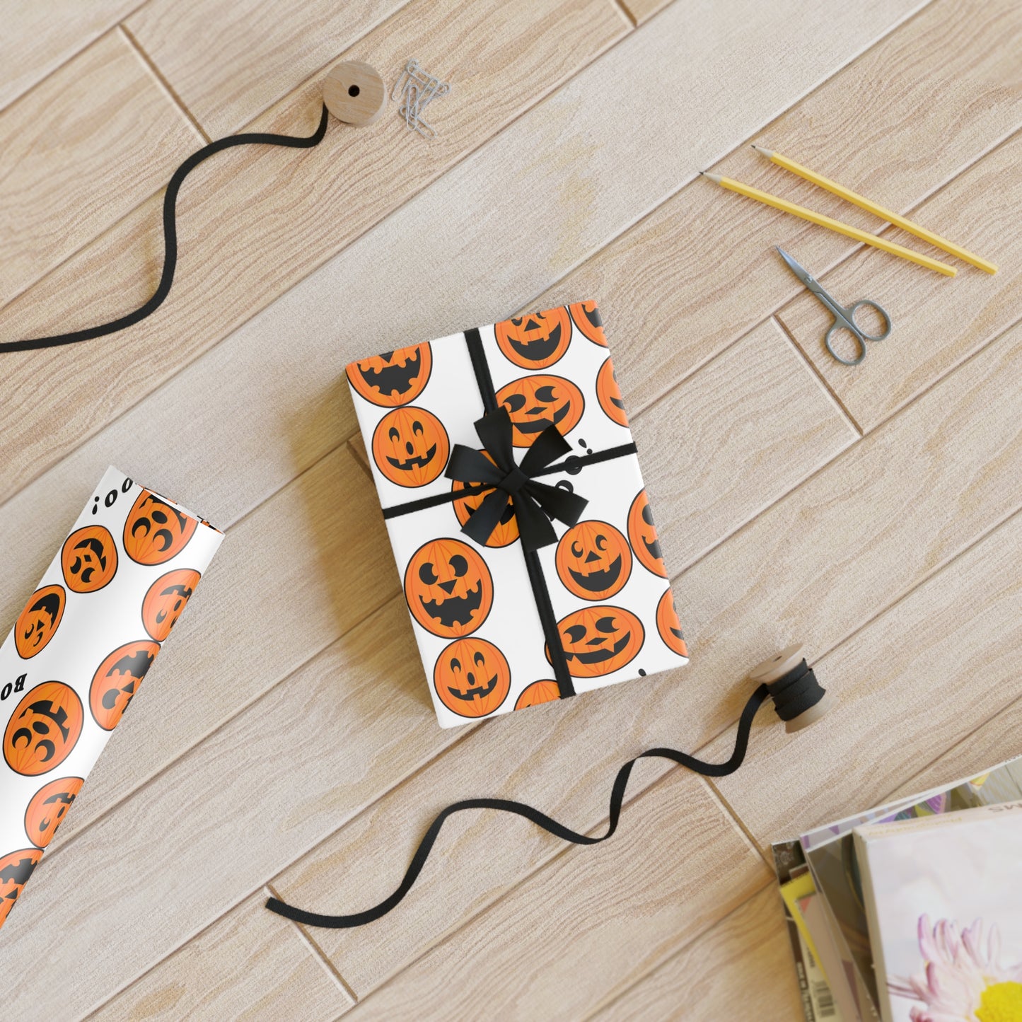 Halloween Gift Wrapping Paper Roll, Spooky Pumpkin Design for Kids, Boo! Pattern, Holiday Party Supplies, Trick or Treat Decor