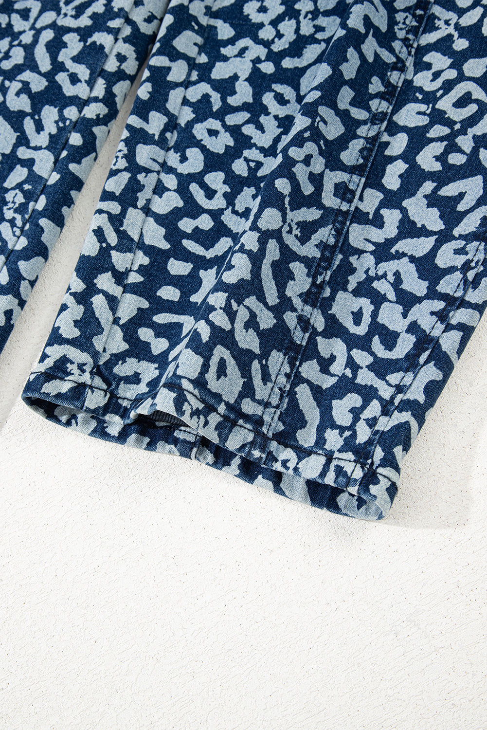 Blue Leopard Printed Drawstring Elastic Waistband Pocketed Barrel Jeans
