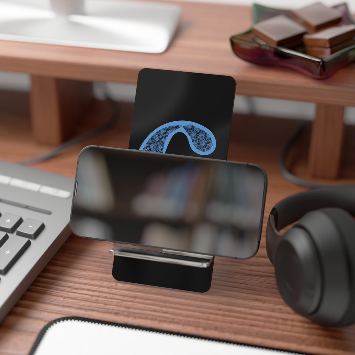 Customizable Smartphone Display Stand, Desk Organizer, Gift for Tech Lovers, Personalized Phone Holder, Modern Office Decor