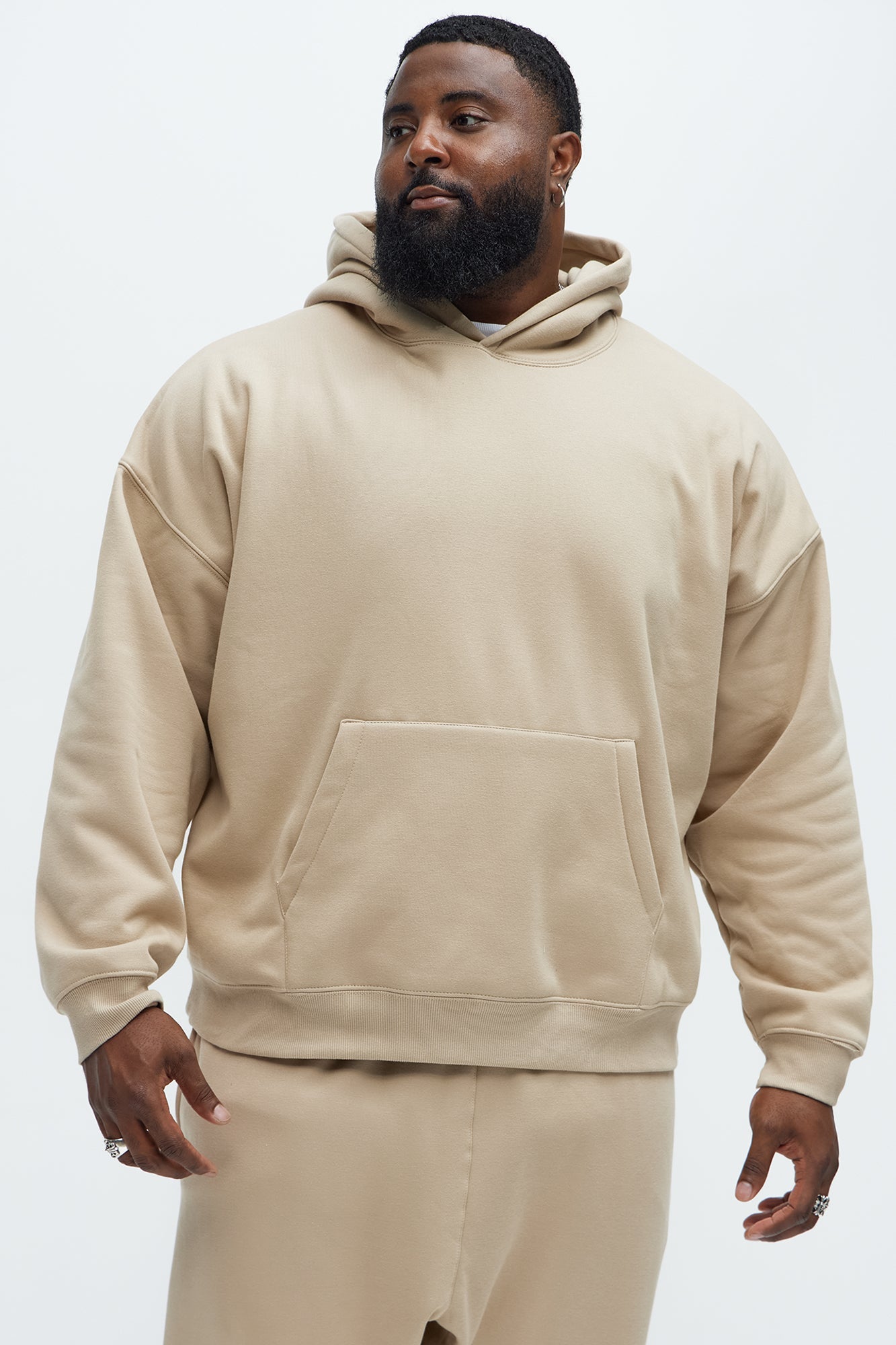 https://cdn.shopify.com/s/files/1/0293/9277/files/02-15-25_S7_5_FNMH700_Taupe_CZ_DJ_08-13-04_PLUS_79681_PXF.jpg?v=1739999832