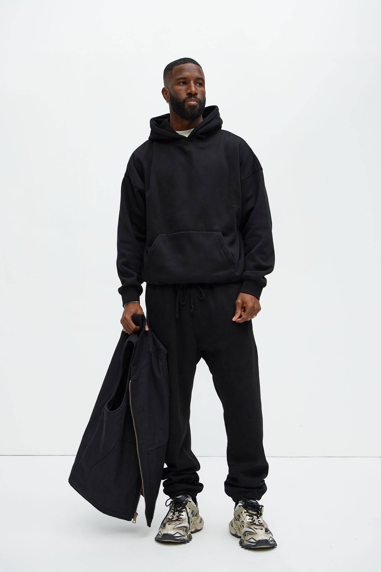 https://cdn.shopify.com/s/files/1/0293/9277/files/02-17-25_S7_12_FNMH700_Black_ZSR_CZ_DJ_09-40-30_80462_EH.jpg?v=1739998805