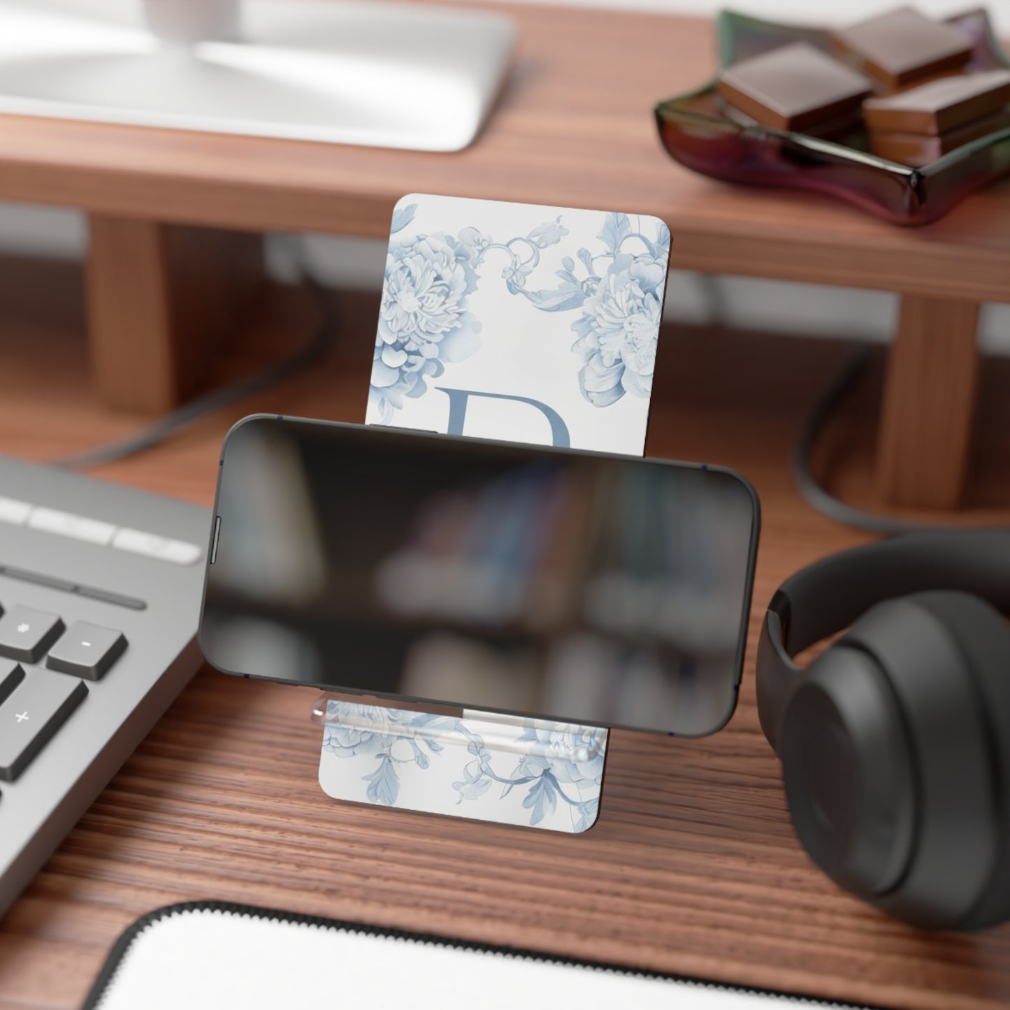 Elegant Smartphone Display Stand, Floral Phone Holder, Personalized Desk Organizer, Cute Gift for Her, Home Office Decor