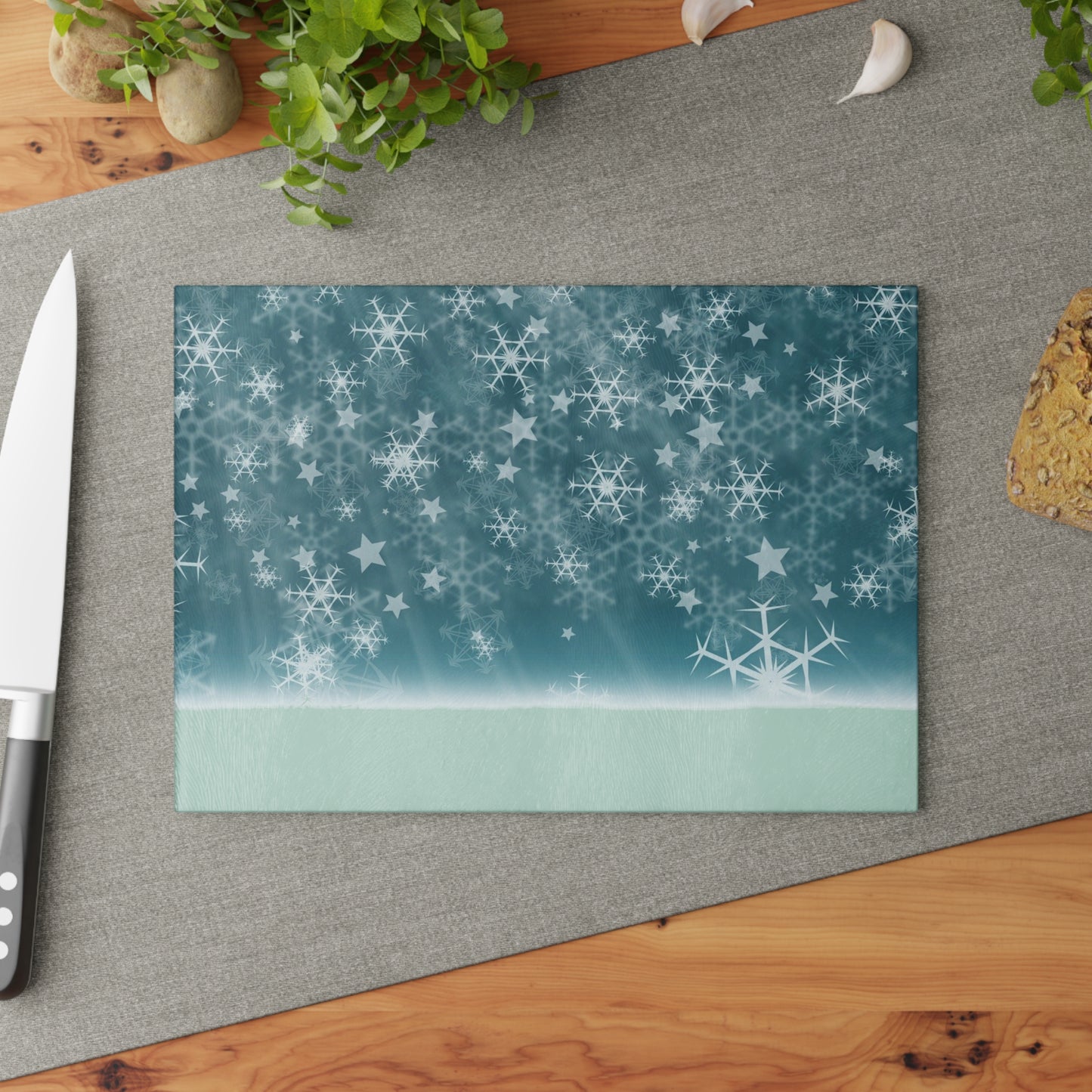 Winter Snowflake Glass Cutting Board – Frosty Holiday Kitchen Decor