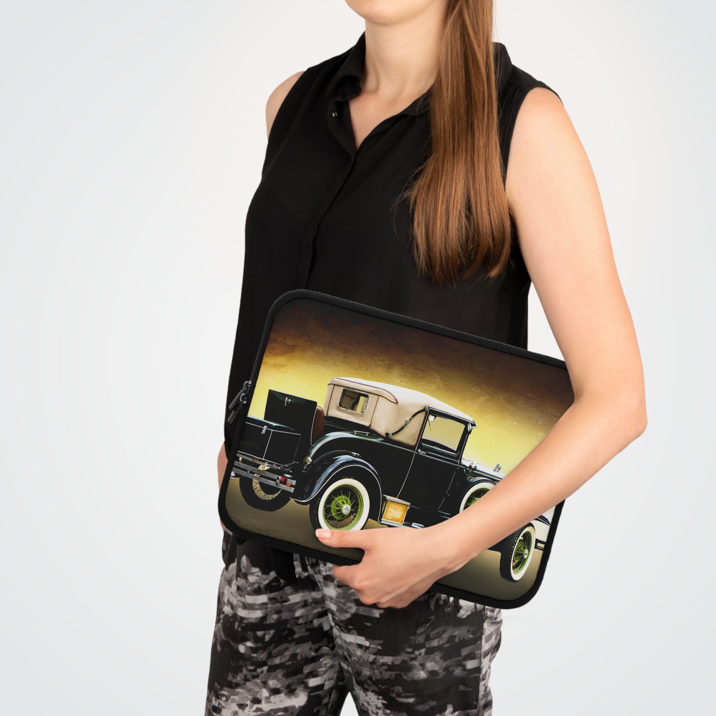 Vintage Car Laptop Sleeve - Perfect Gift for Auto Enthusiasts