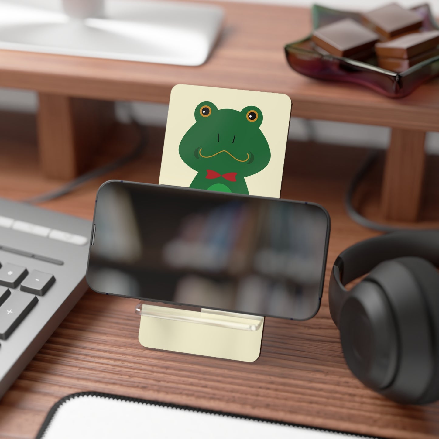 Frog Phone Stand — Cute Foldable Mobile Display Stand for Smartphones