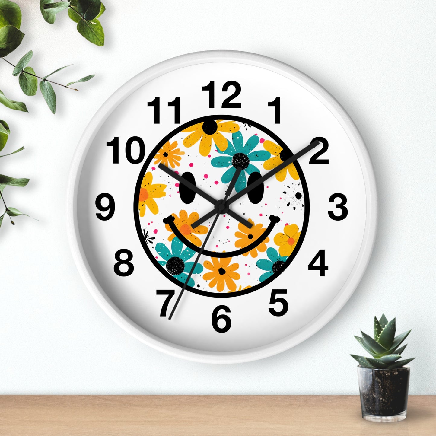 Floral Smile Wall Clock — Cheerful Daisy Face Home Decor