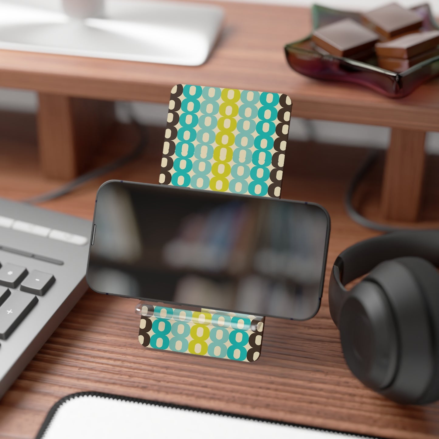Retro Geo Pattern Phone Stand — Foldable Acrylic Mobile Display Stand
