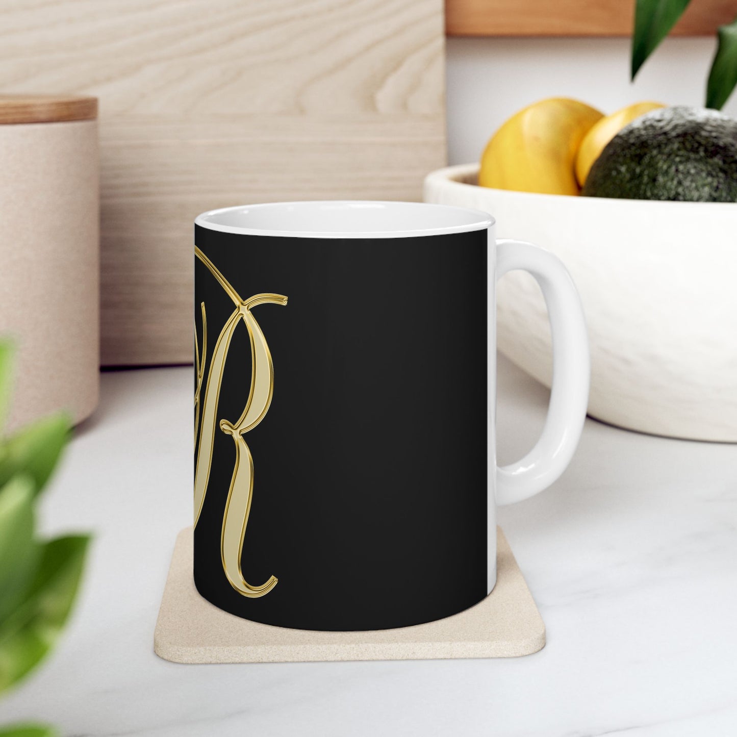 Gold Script Letter "R" Black Ceramic Mug — Elegant Monogram Coffee Cup (11oz & 15oz)
