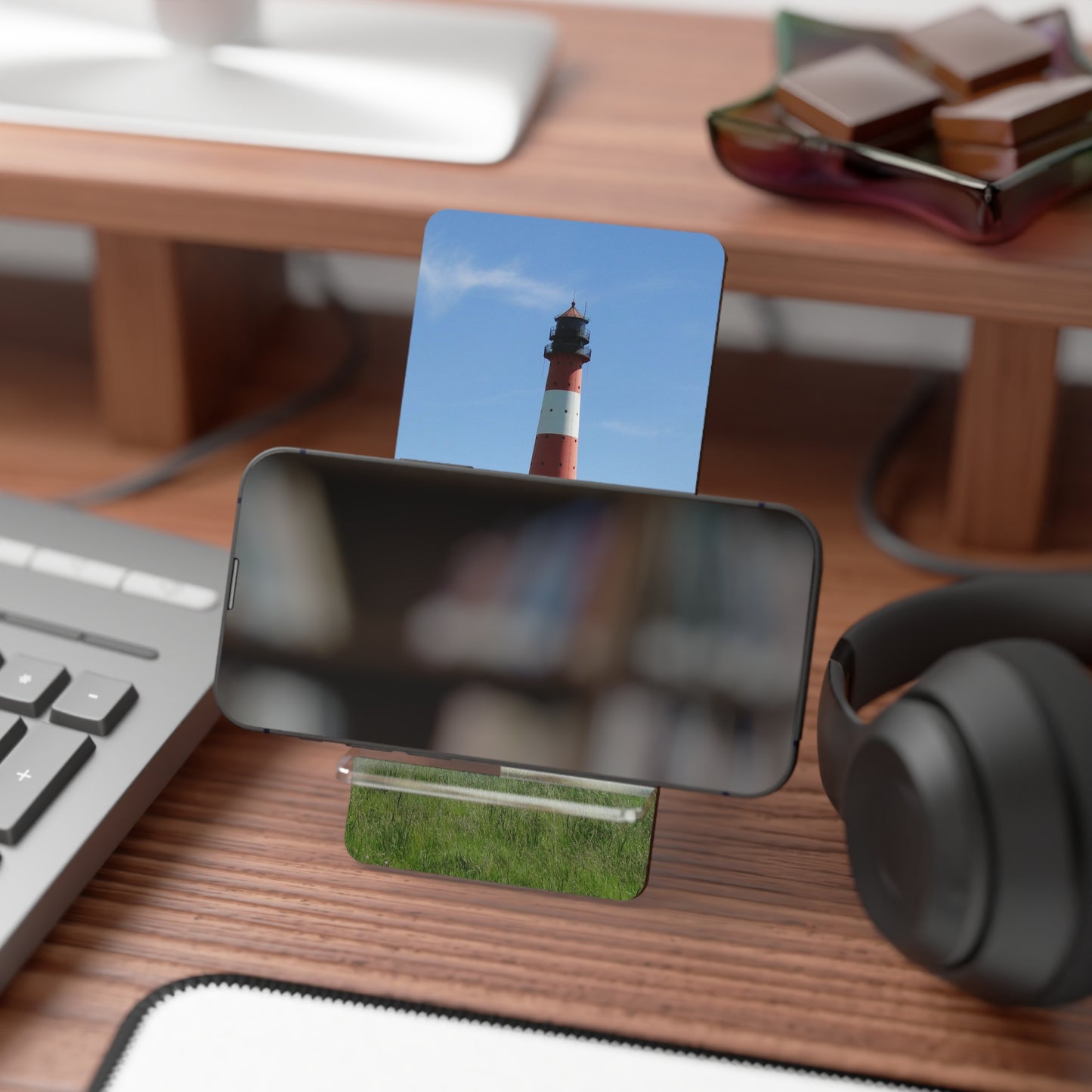 Lighthouse Photo Phone Stand — Clear Acrylic Mobile Display Dock