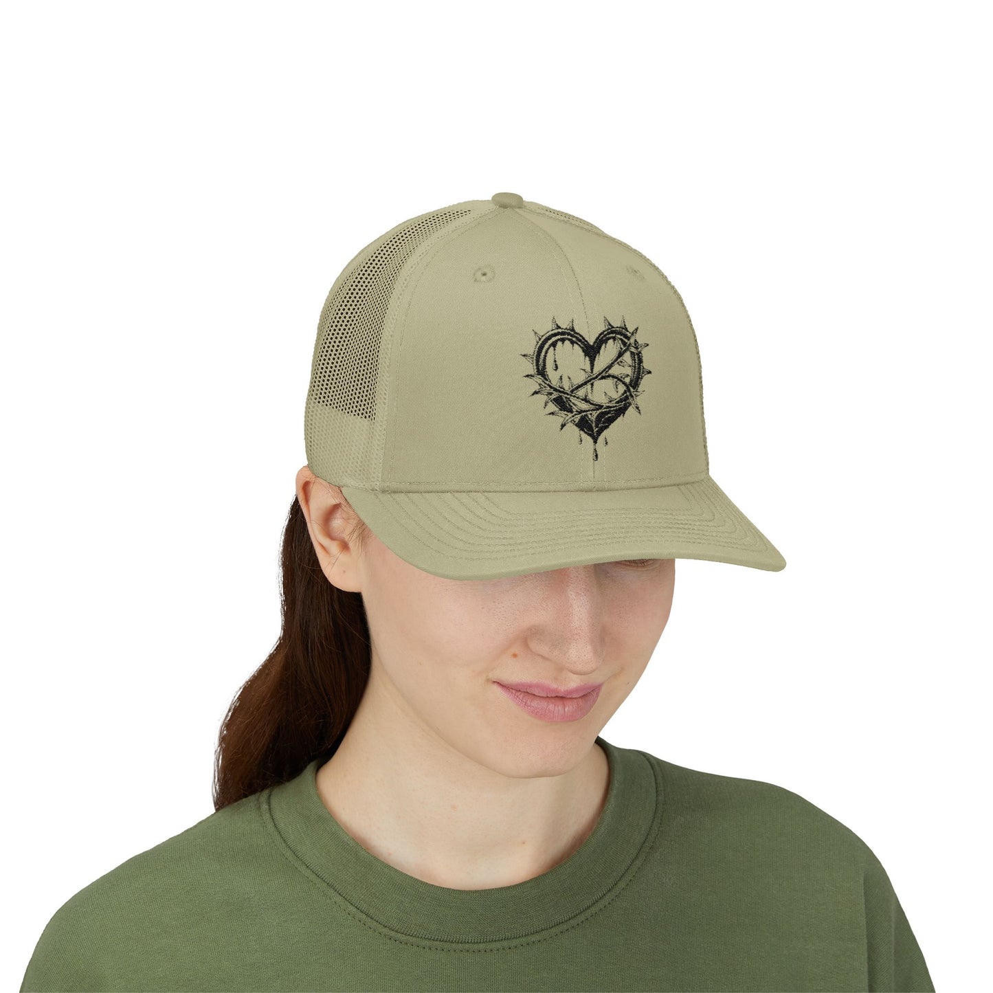 Heart-Shaped Love Snapback Trucker Cap, Adjustable Hat for Friends, Gifts for Couples, Valentine’s Day Cap, Casual Wear, Stylish Sun Hat