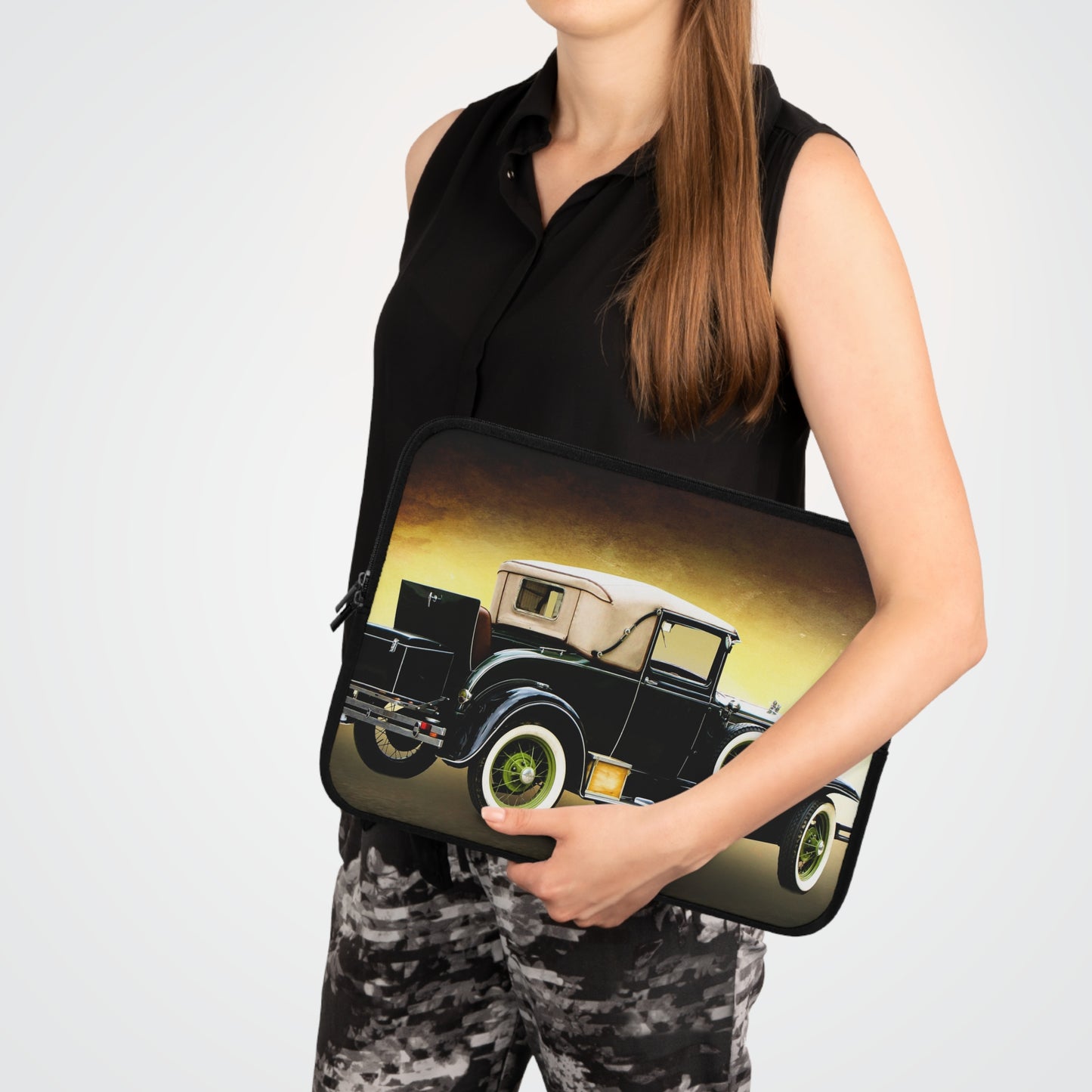 Vintage Car Laptop Sleeve - Perfect Gift for Auto Enthusiasts