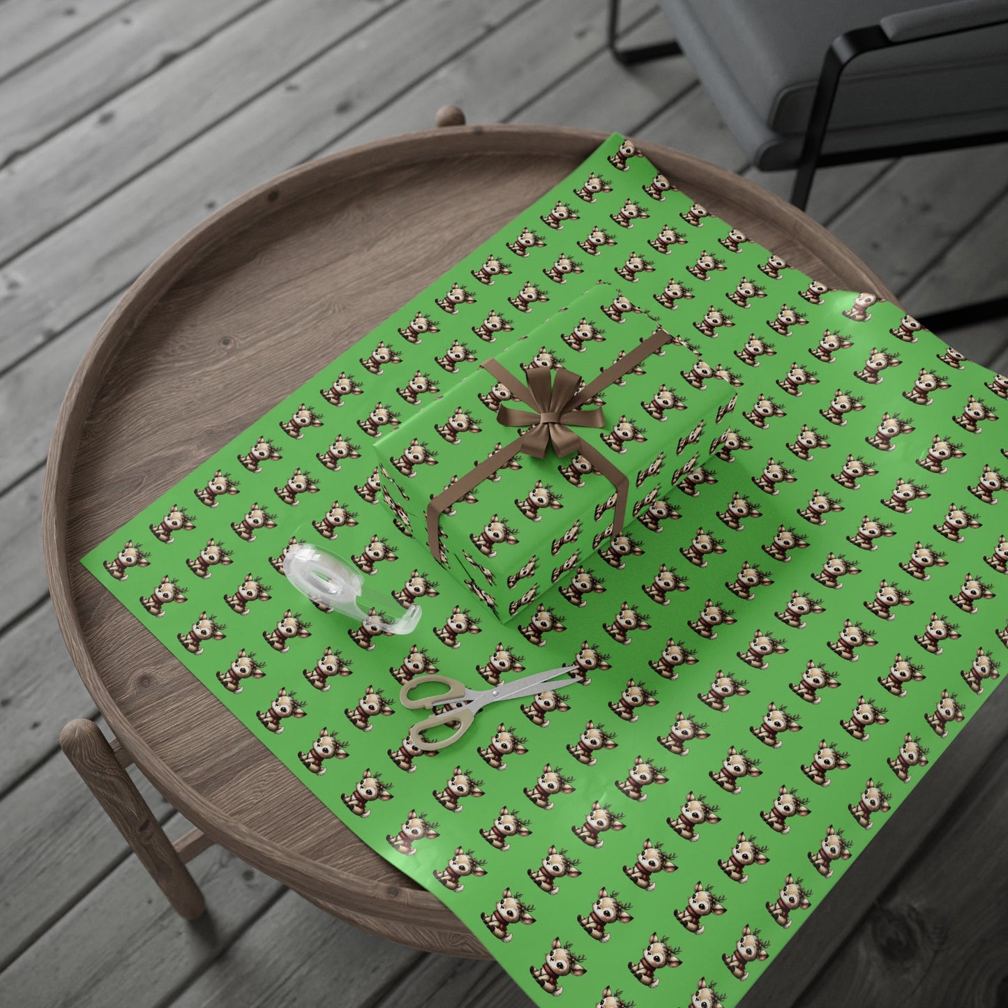 Green Reindeer Pattern Wrapping Paper — Cute Holiday Gift Wrap
