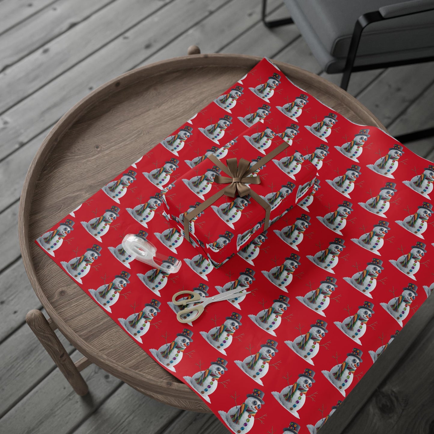 Red Snowman Wrapping Paper Roll – Festive Holiday Gift Wrap with Cute Snowmen Pattern
