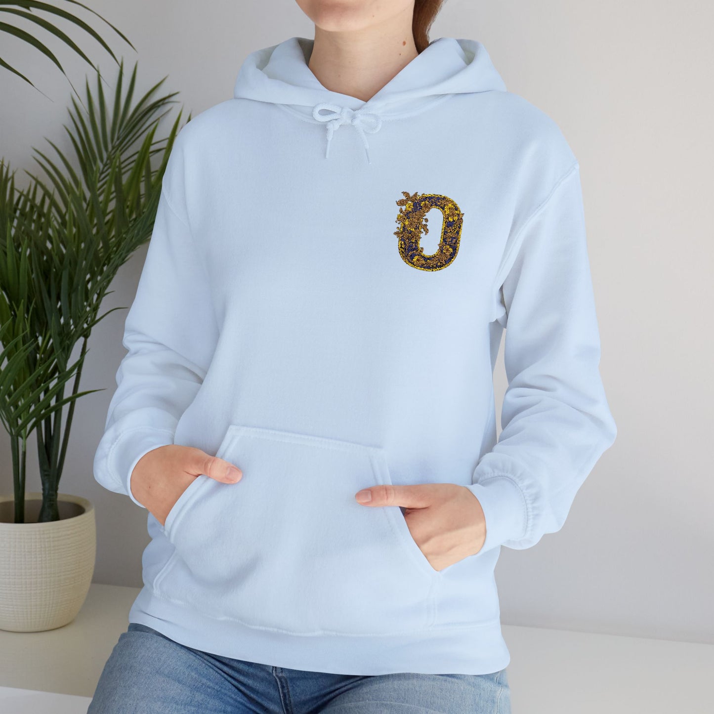 Unisex Heavy Blend™ Hooded Sweatshirt - Letter O