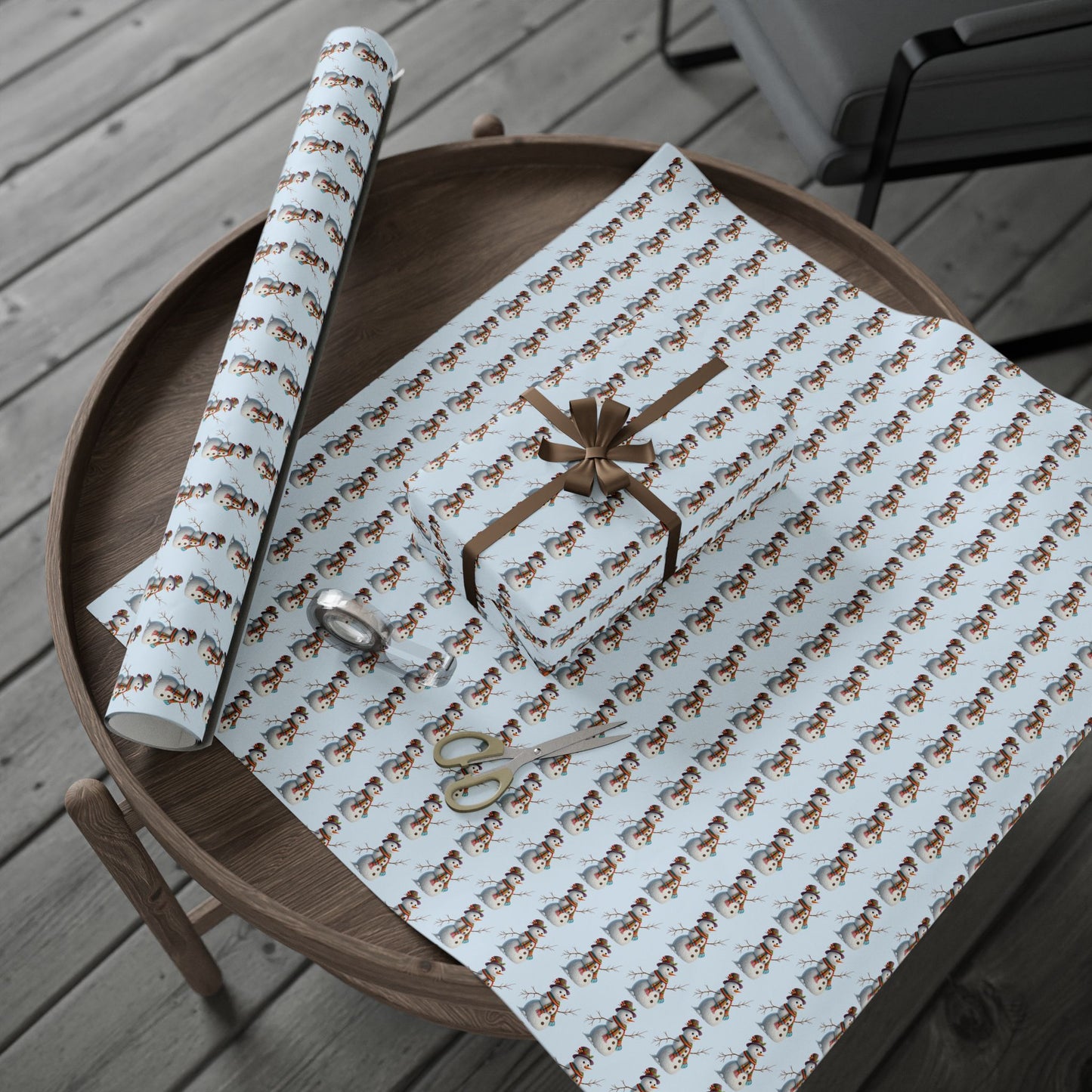 Snowman Pattern Wrapping Paper Roll — Festive Holiday Gift Wrap