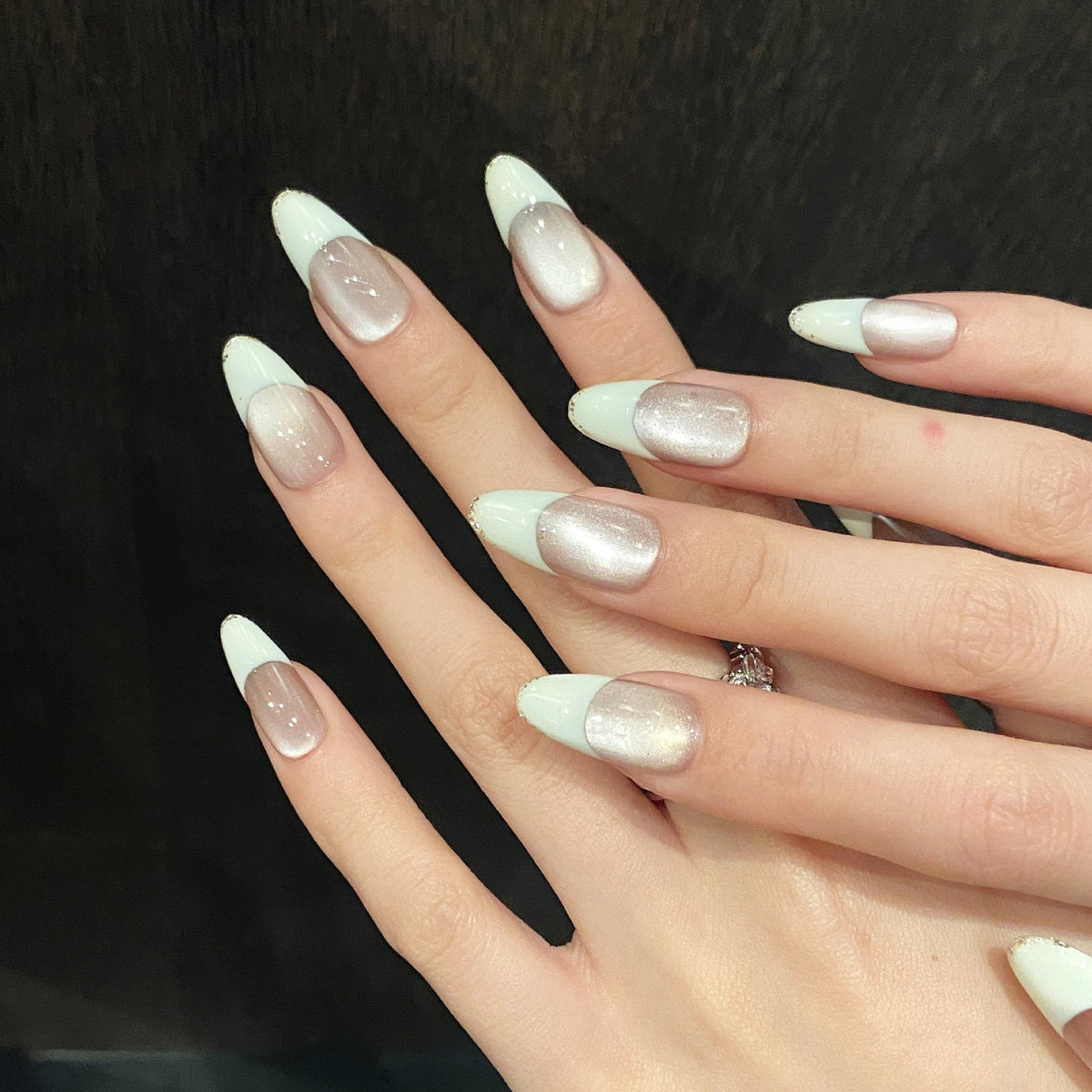 365nails: "Champagne Pearl" – Handmade Cat-Eye French Almond Nails – Image 3