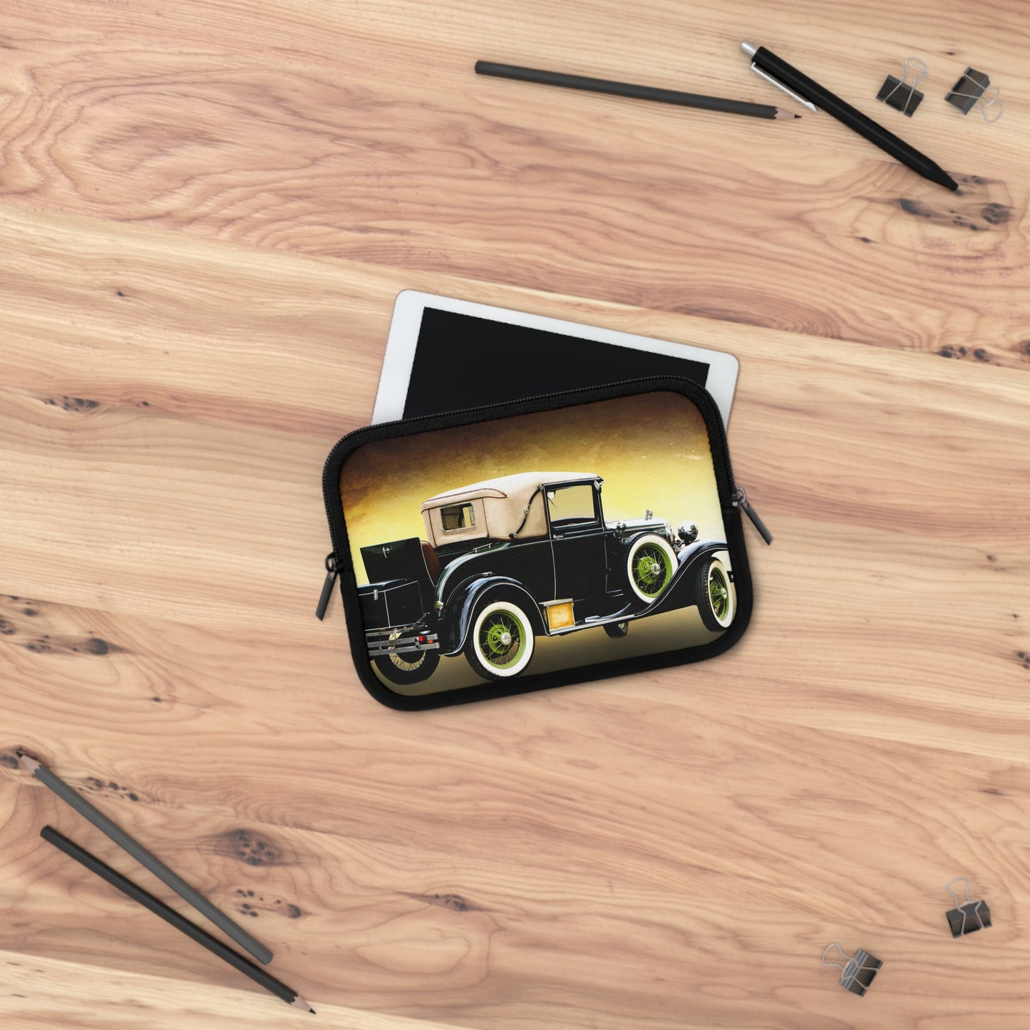 Vintage Car Laptop Sleeve - Perfect Gift for Auto Enthusiasts