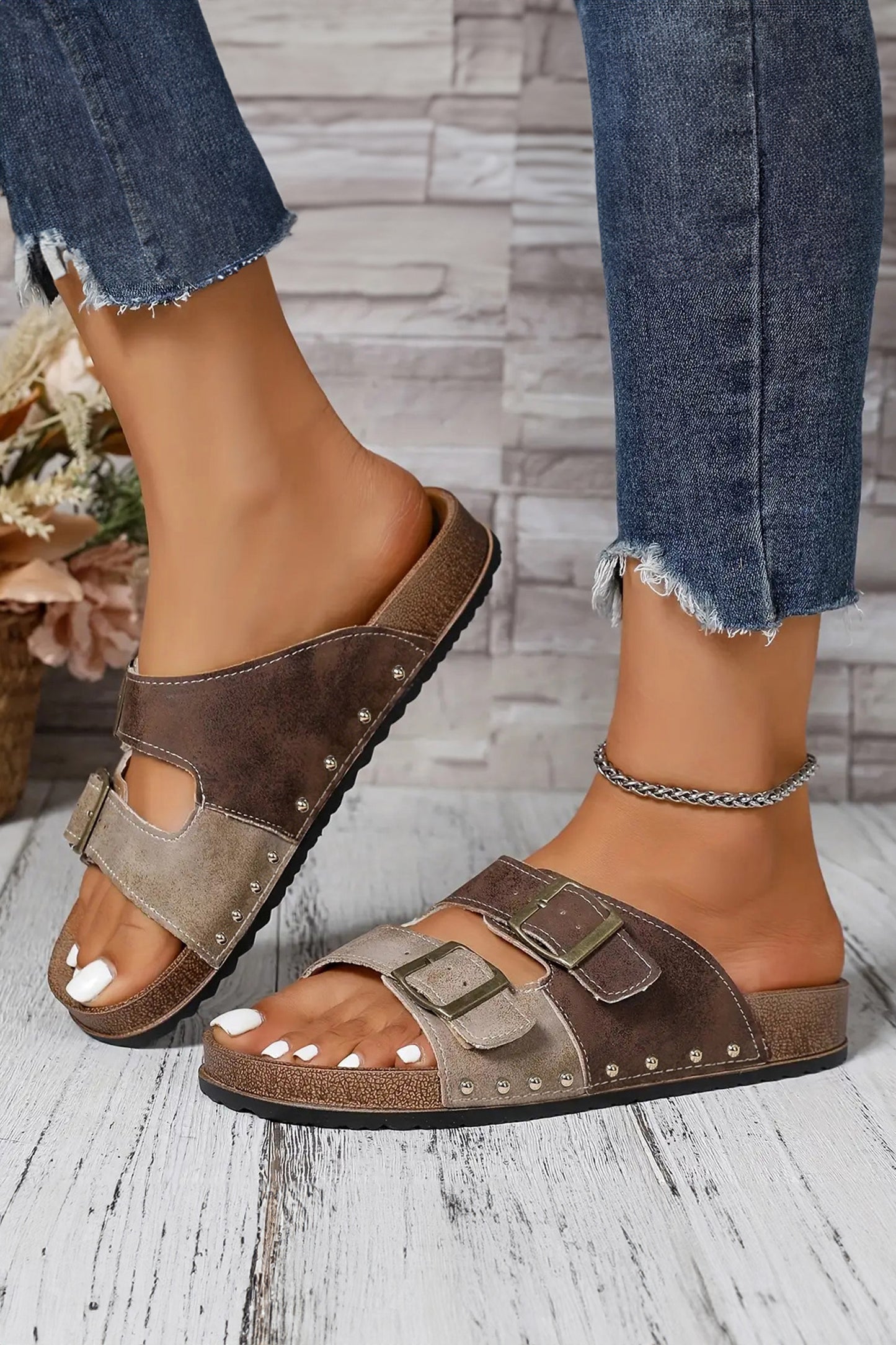 Coffee Leopard Two-tone Retro Buckle Straps Hollowed Faux Suede Sandals
