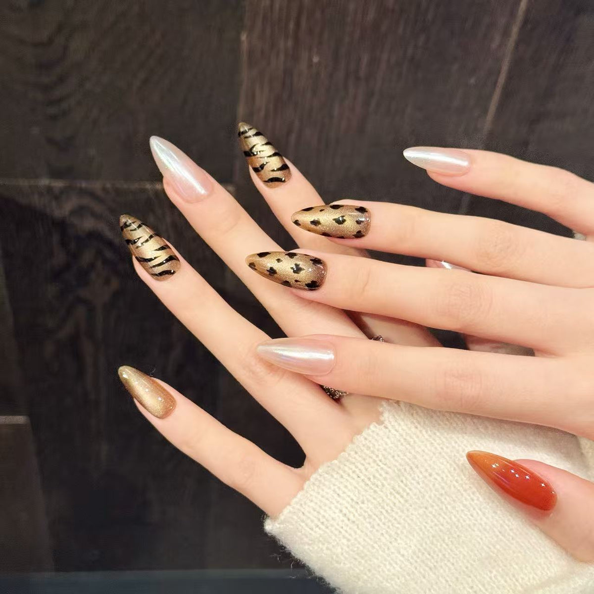 Pearl Nude Animal Print Gold Glam Press On Nails – Image 2