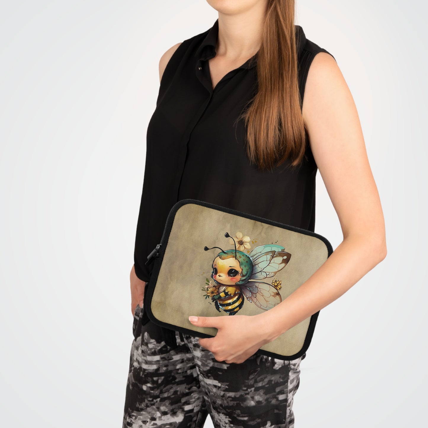 Cute Bee Laptop Sleeve, Laptop Case for Students, Creative Gadget Cover, Unique Gift for Nature Lovers, Floral Tech Accessory