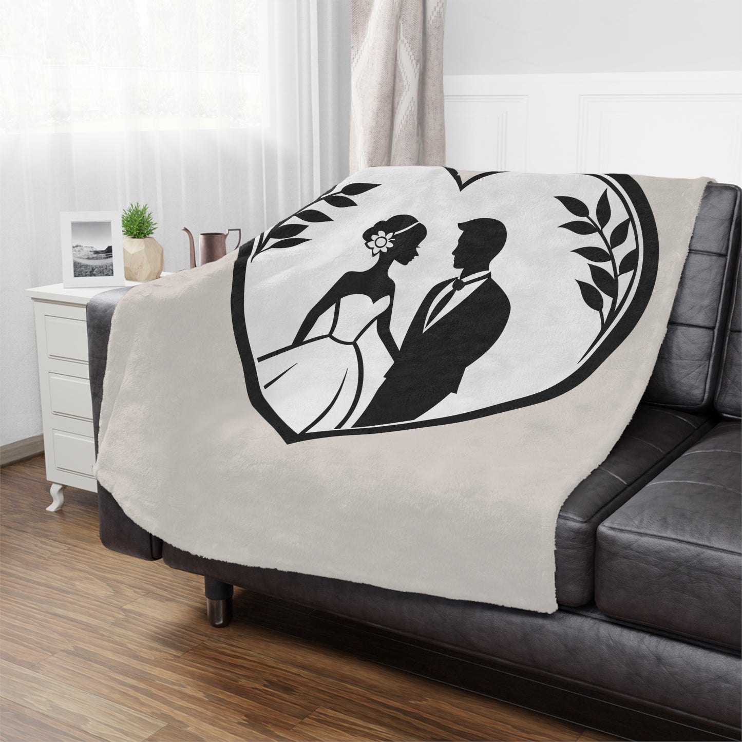 Wedding Couple Heart Minky Blanket – Romantic Bride & Groom Throw, Perfect for Anniversaries or Bridal Gifts