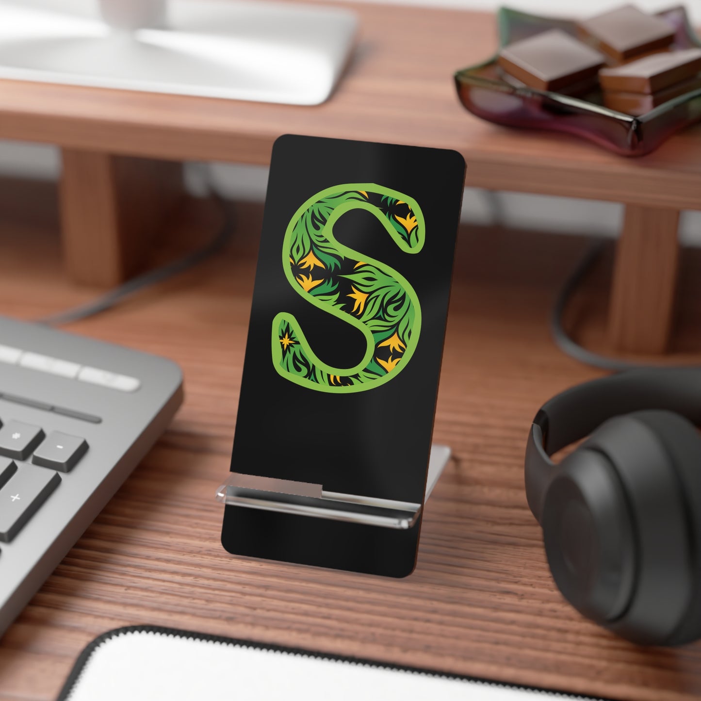 Tropical Themed Mobile Display Stand, Personalized Phone Holder, Eco-Friendly Tech Organizer, Great for Home or Office, Gift for [...]