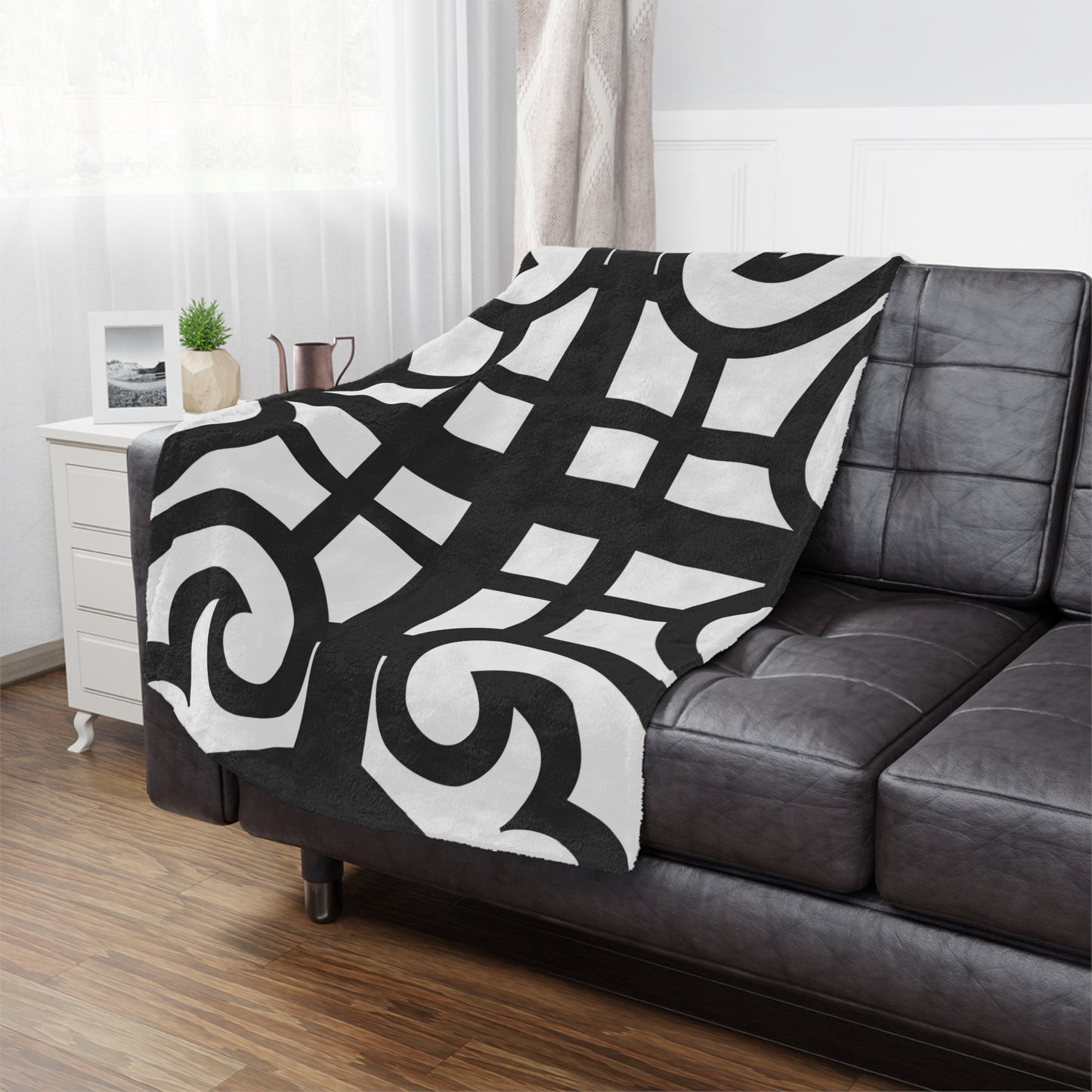 Geometric Scrolled Minky Blanket — Black & White Decorative Throw