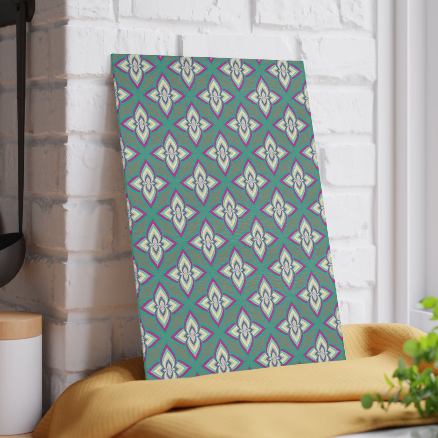 Stylish Glass Cutting Board with Geometric Pattern, Kitchen Decor, Gift for Home Cooks, Housewarming Present, Modern Kitchen Accessory