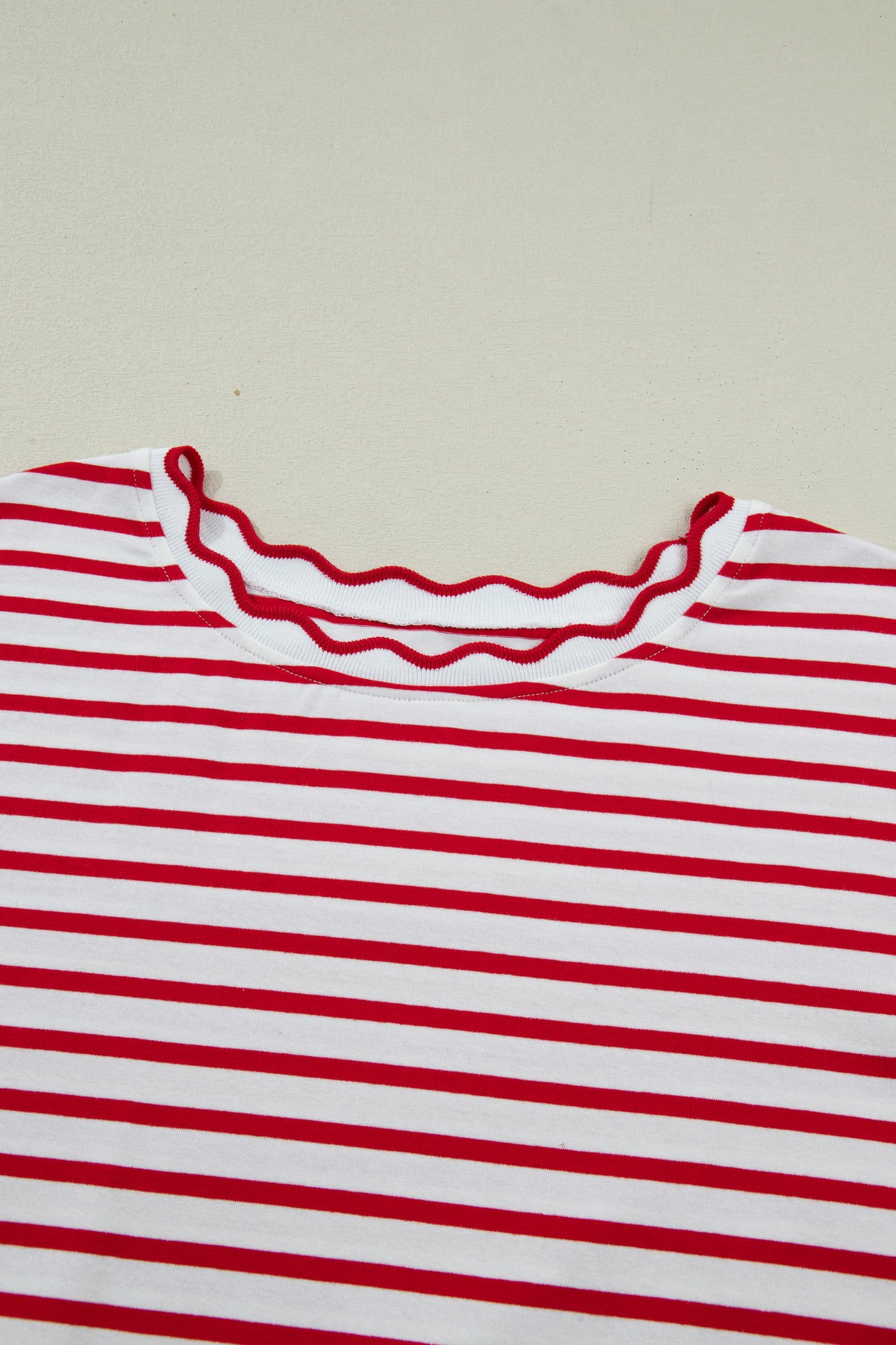Red Stripe Plus Size Scalloped Trim Round Neck Short Sleeve Top
