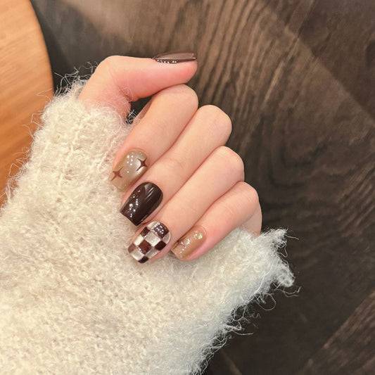 365nails: "Chocolate Starlight" – Hand-Painted Plaid & Starburst Handmade Short Square Nails – Image 2
