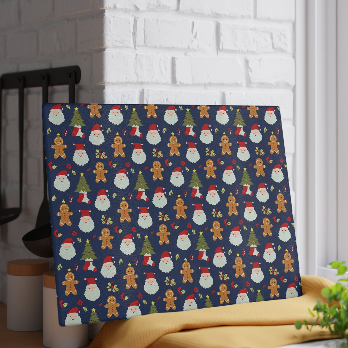 Christmas Santa & Gingerbread Glass Cutting Board – Festive Holiday Kitchen Decor