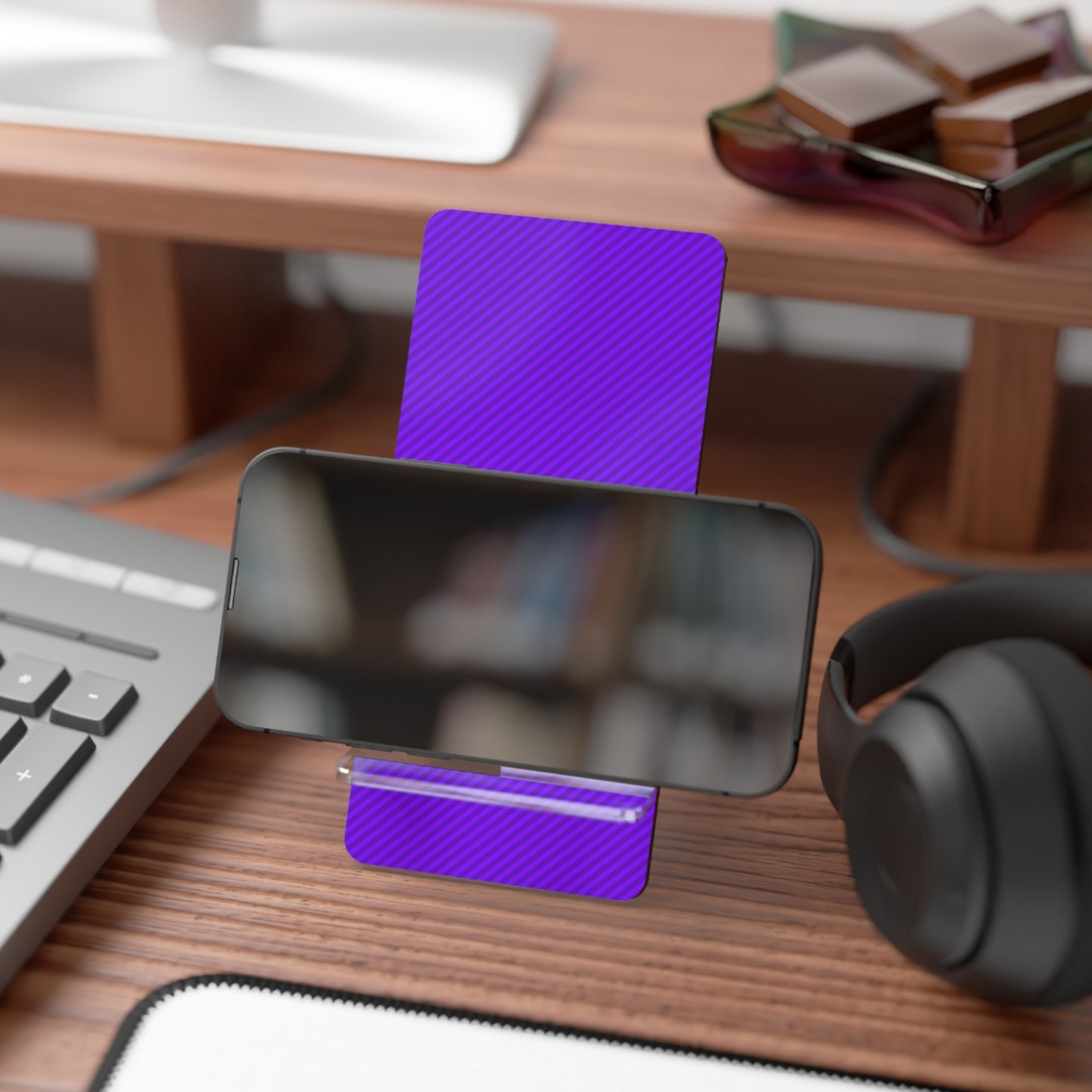 Stylish Mobile Display Stand for Smartphones - Perfect for Home Office, School, Travel, Gifts, or Decorating!