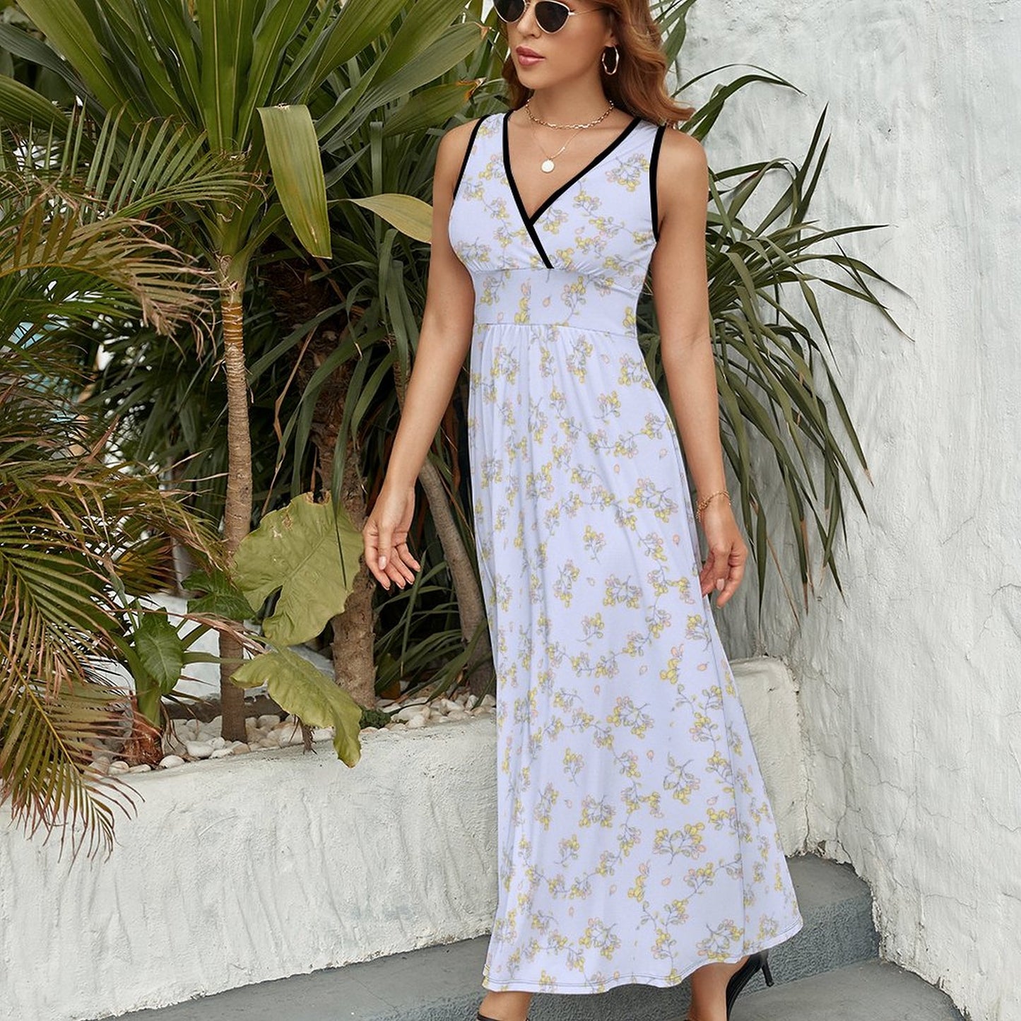 V Neck Sleeveless Dress