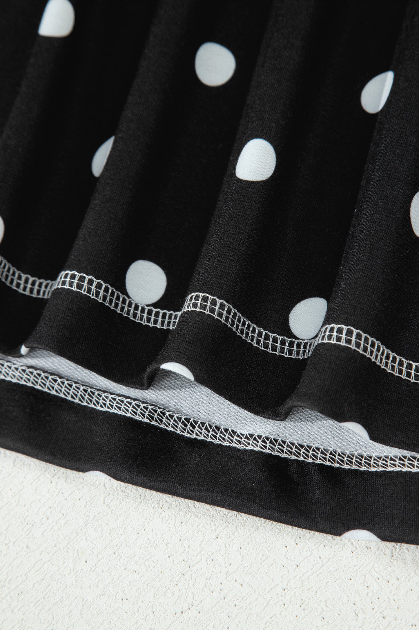 Black Exposed Seam Detail Polka Dot Loose Tee Drawstring Shorts Set