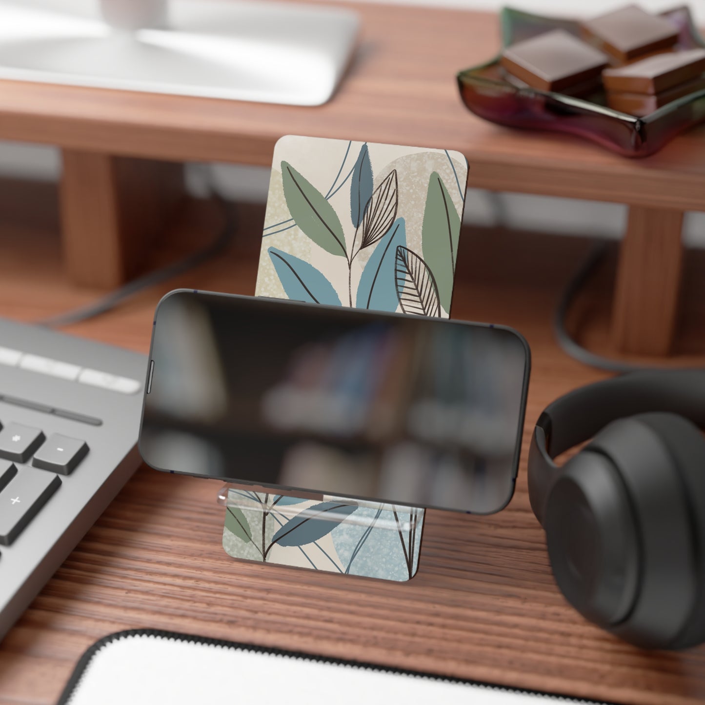 Mobile Display Stand - Floral Design Phone Holder, Desk Organizer, Gift for Tech Lovers, Home Office Decor, Eco-Friendly Accessories