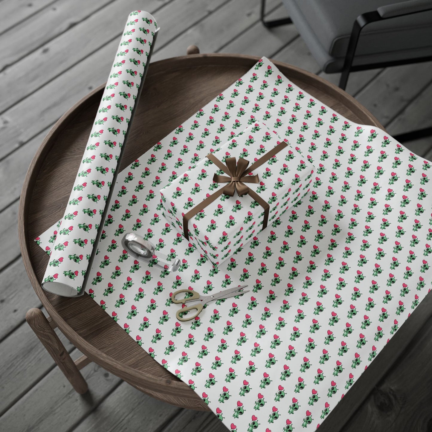 Wrapping Paper – Cute Green Alien with Pink Heart Pattern, Cute Gift Wrap for Kids & Baby Showers