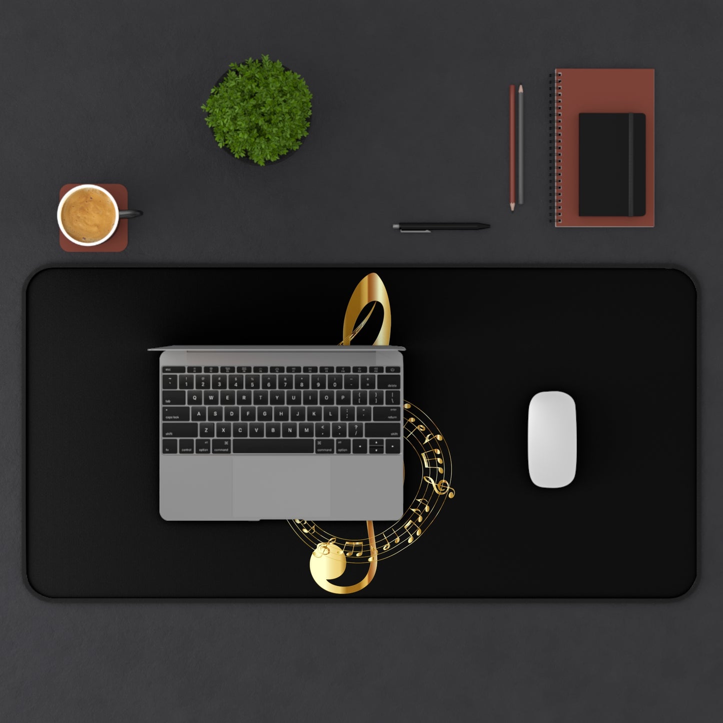 Gold Treble Clef Desk Mat — Elegant Musician Mouse Pad