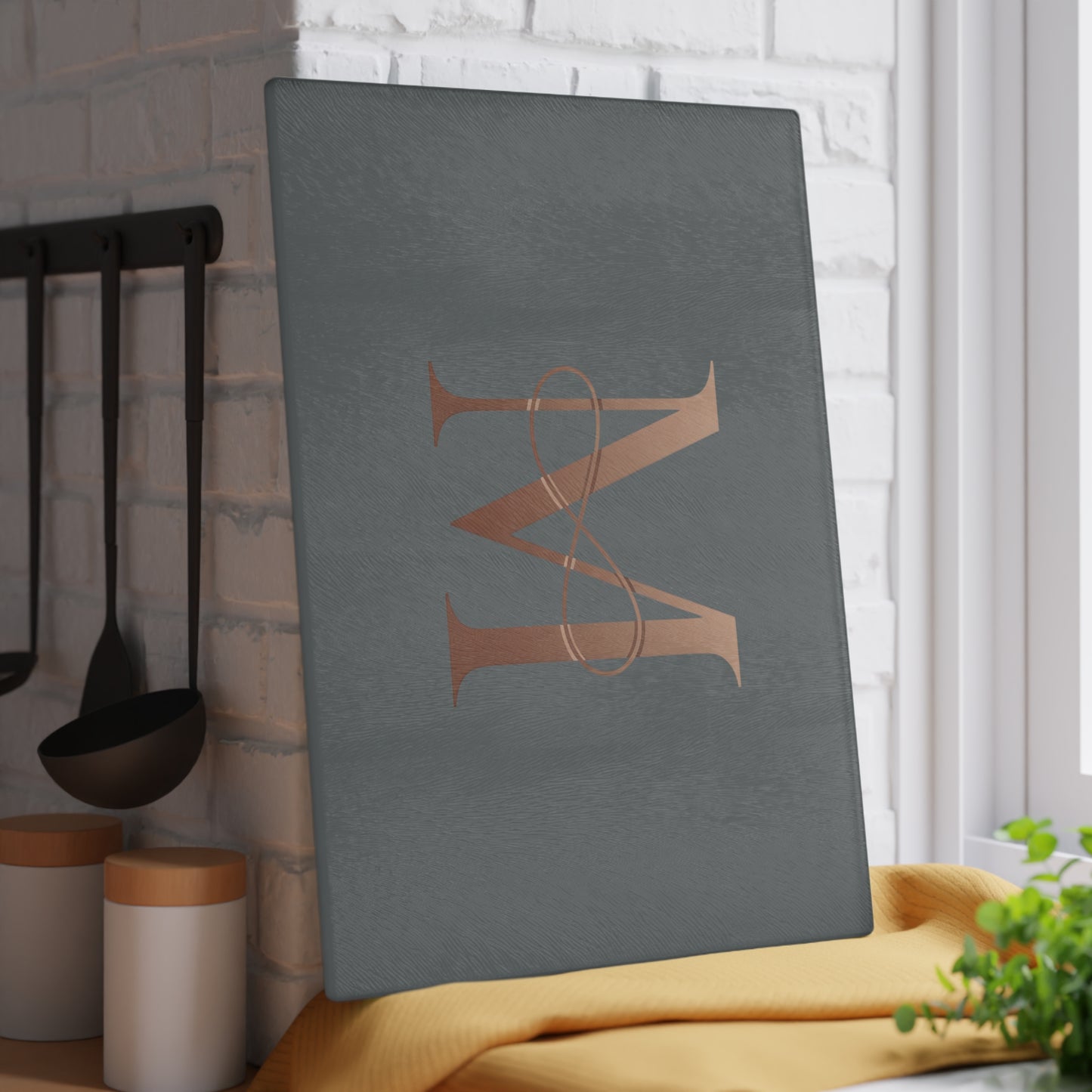 Personalized Glass Cutting Board with Elegant Initial Design, Kitchen Gift, Wedding Gift, Housewarming Gift, Custom Kitchen Decor
