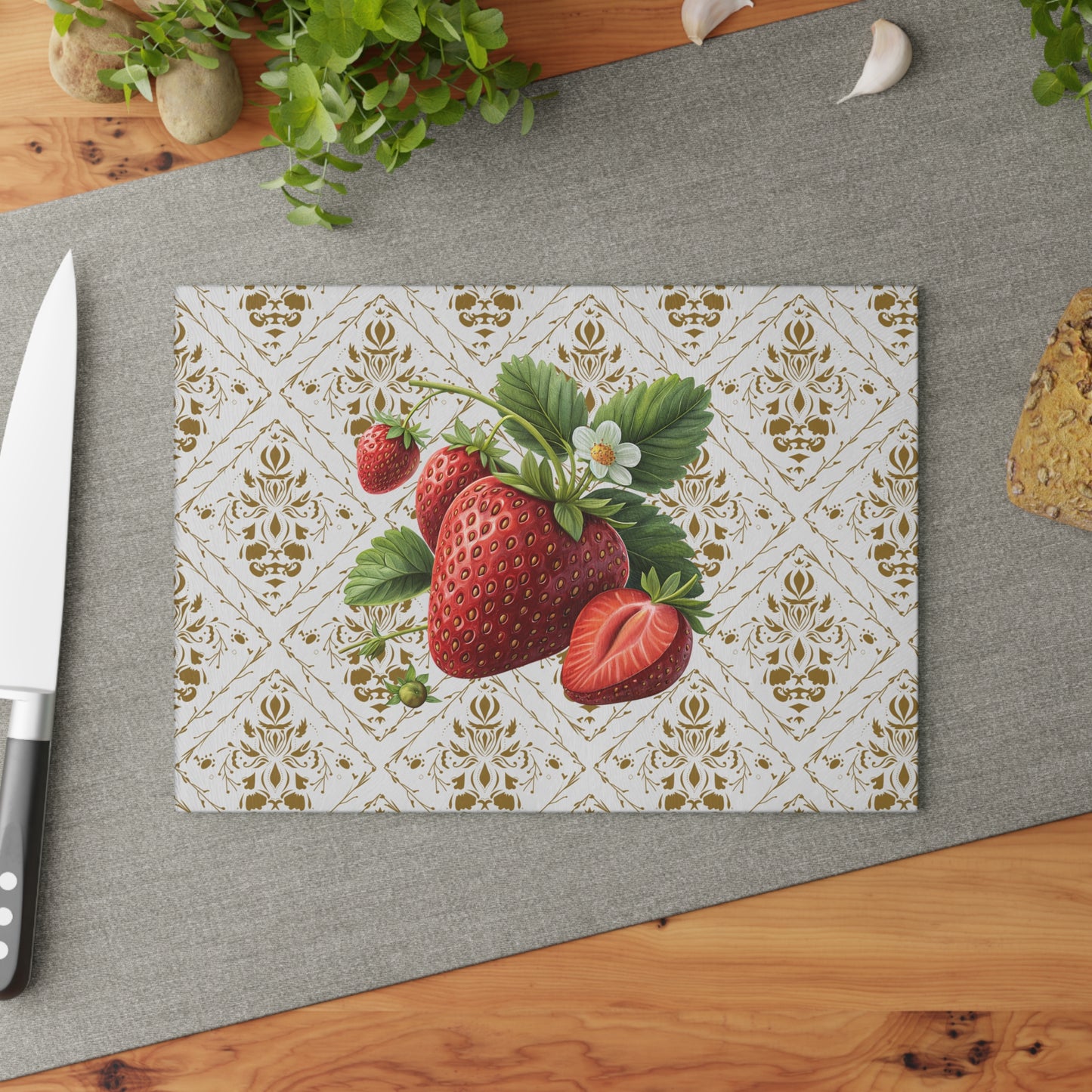 Charming Strawberry Glass Cutting Board - Perfect for Kitchens, Gifts
