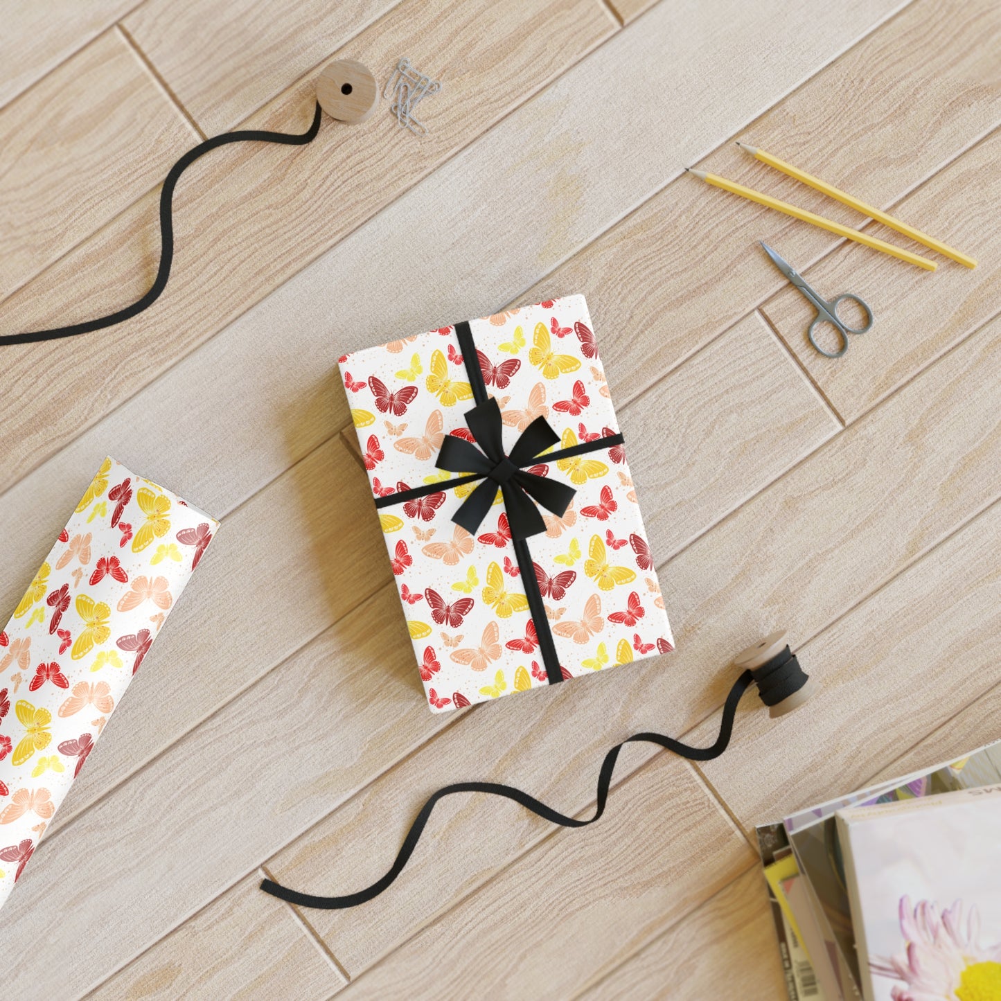 Charming Floral Gift Wrapping Paper Roll, Perfect for Parties, Birthdays, Holidays, Baby Showers, Eco-Friendly Packing