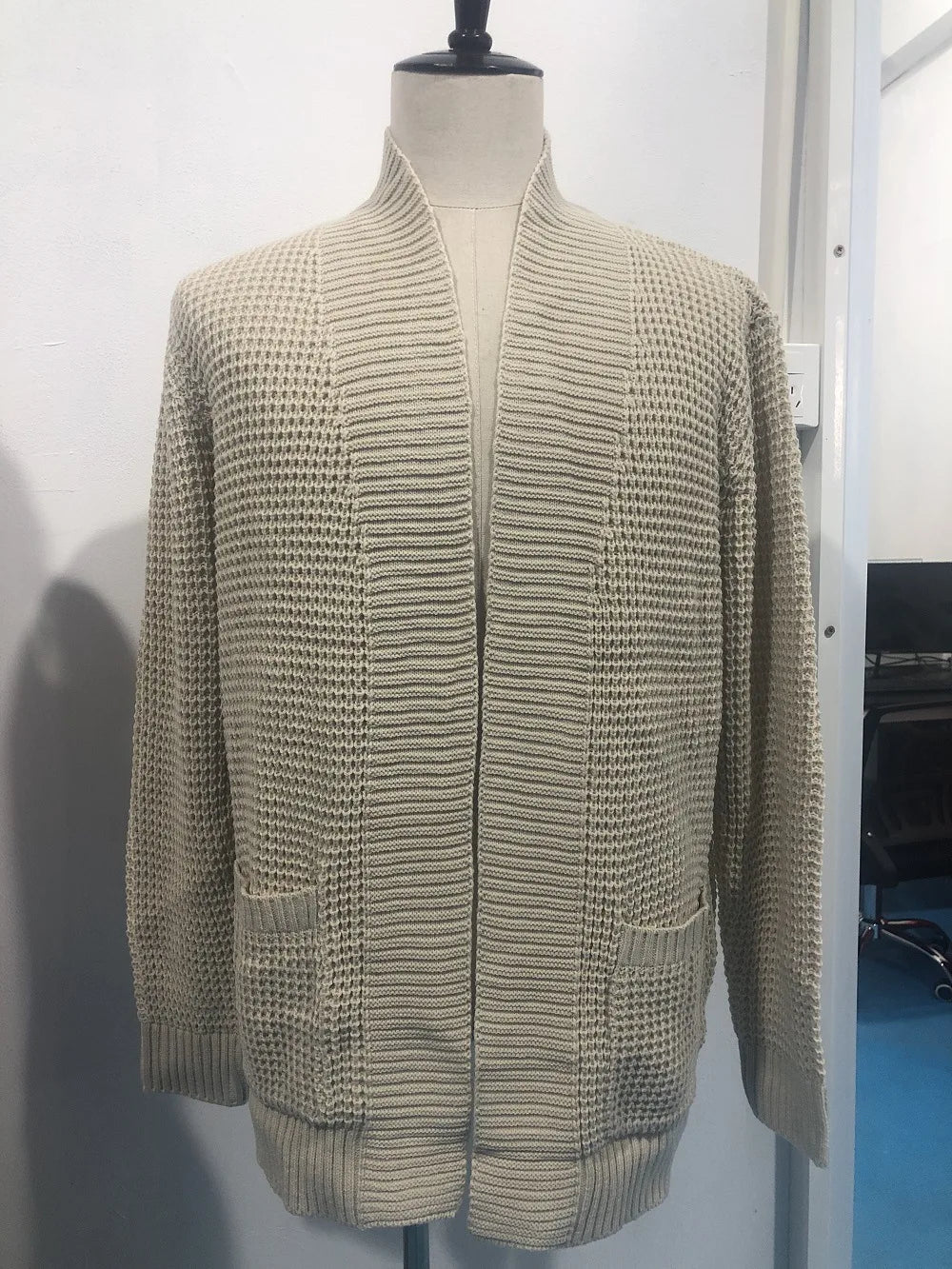New Mens Clothing Fashion Casual Long Sleeved Lapel Knitted Sweater Mens Outerwear