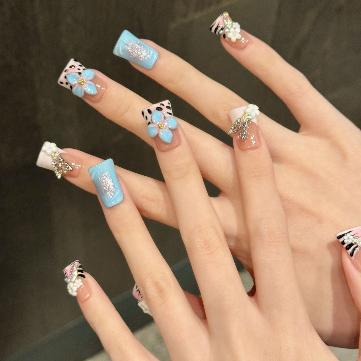 3D Hand Painted Nails with Pastel Florals and Star Accents – Image 3